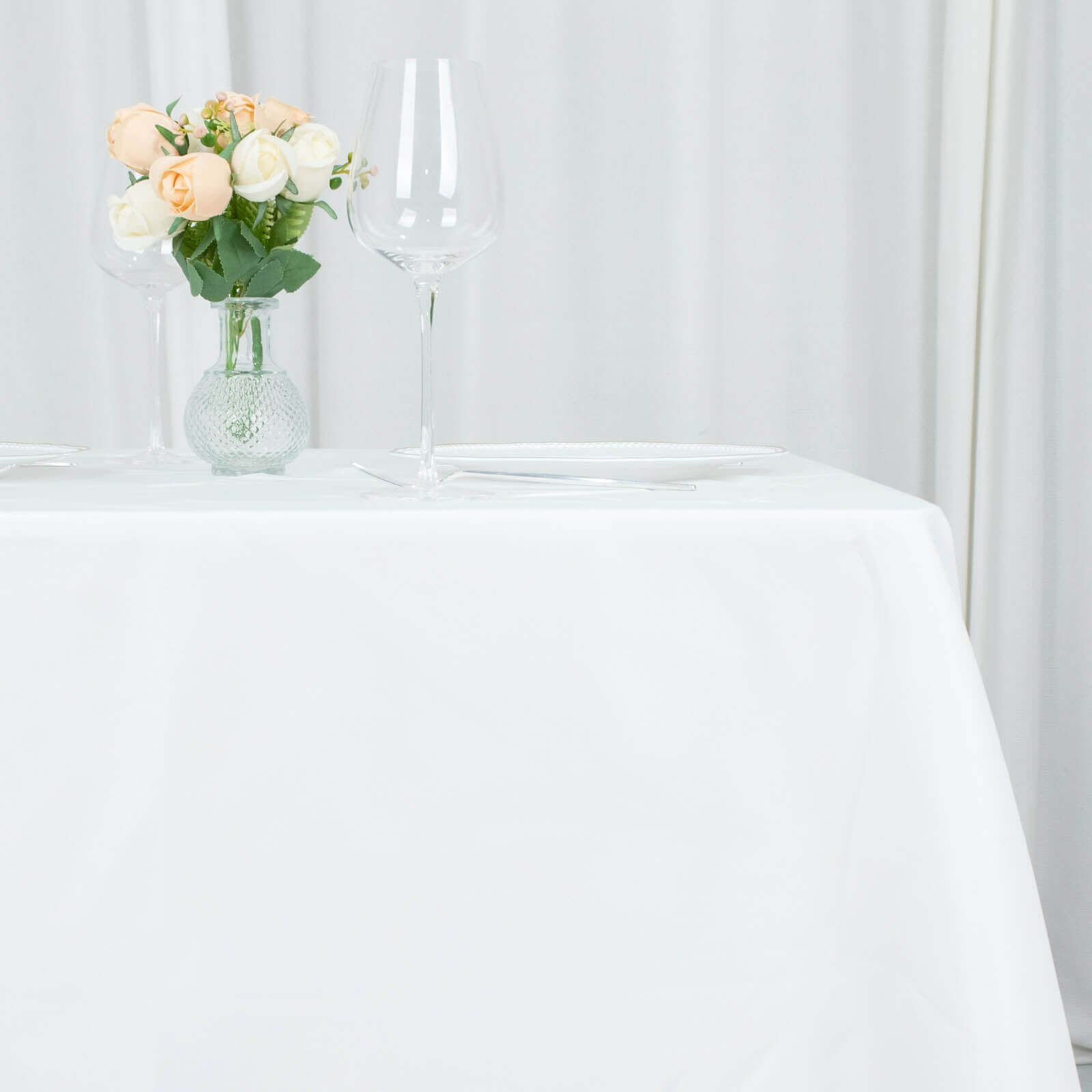 220GSM Wrinkle-Resistant White Premium Polyester 70x70 Square Tablecloth for Stylish Events