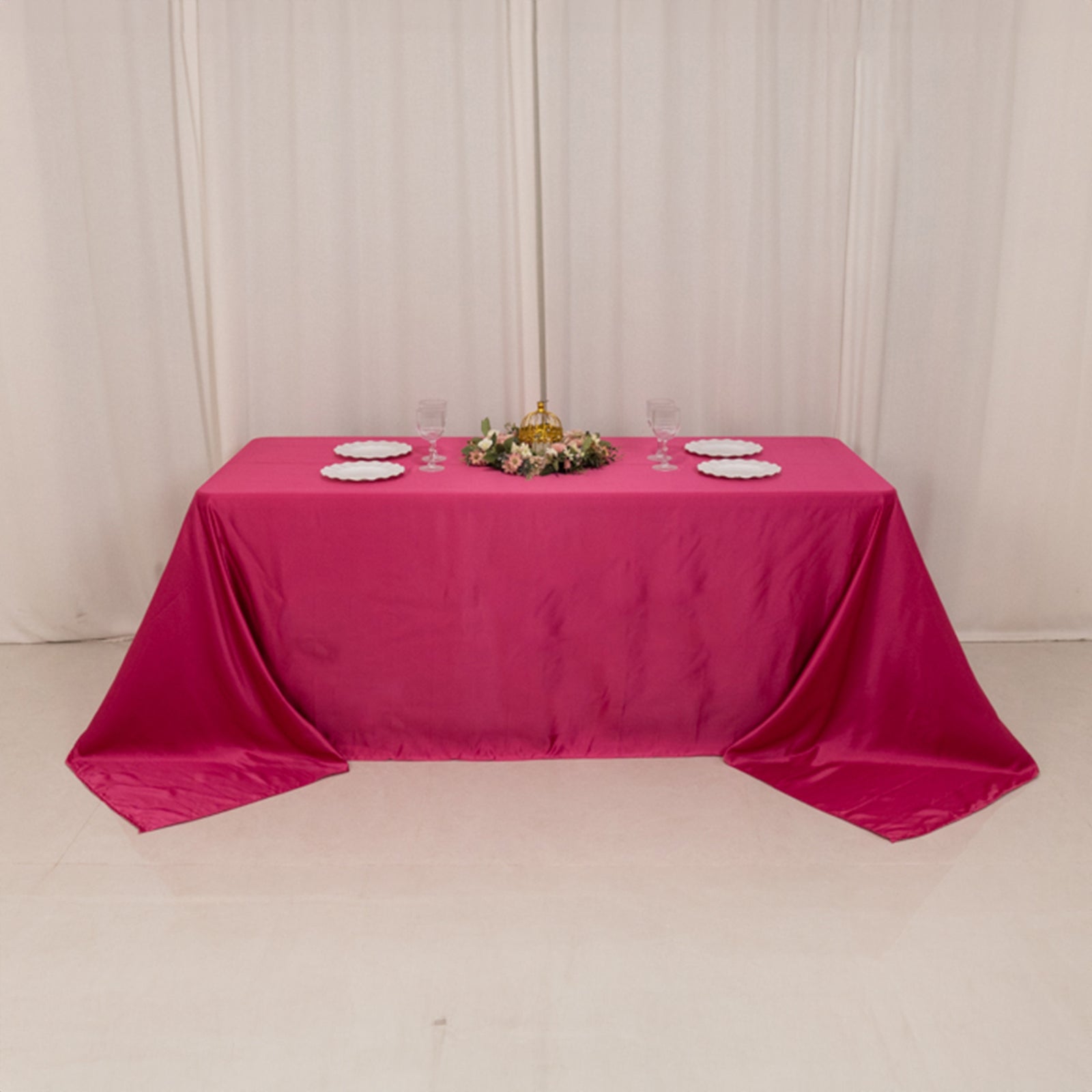 Luxurious Fuchsia Lamour Satin Seamless Rectangle Tablecloth 90x132