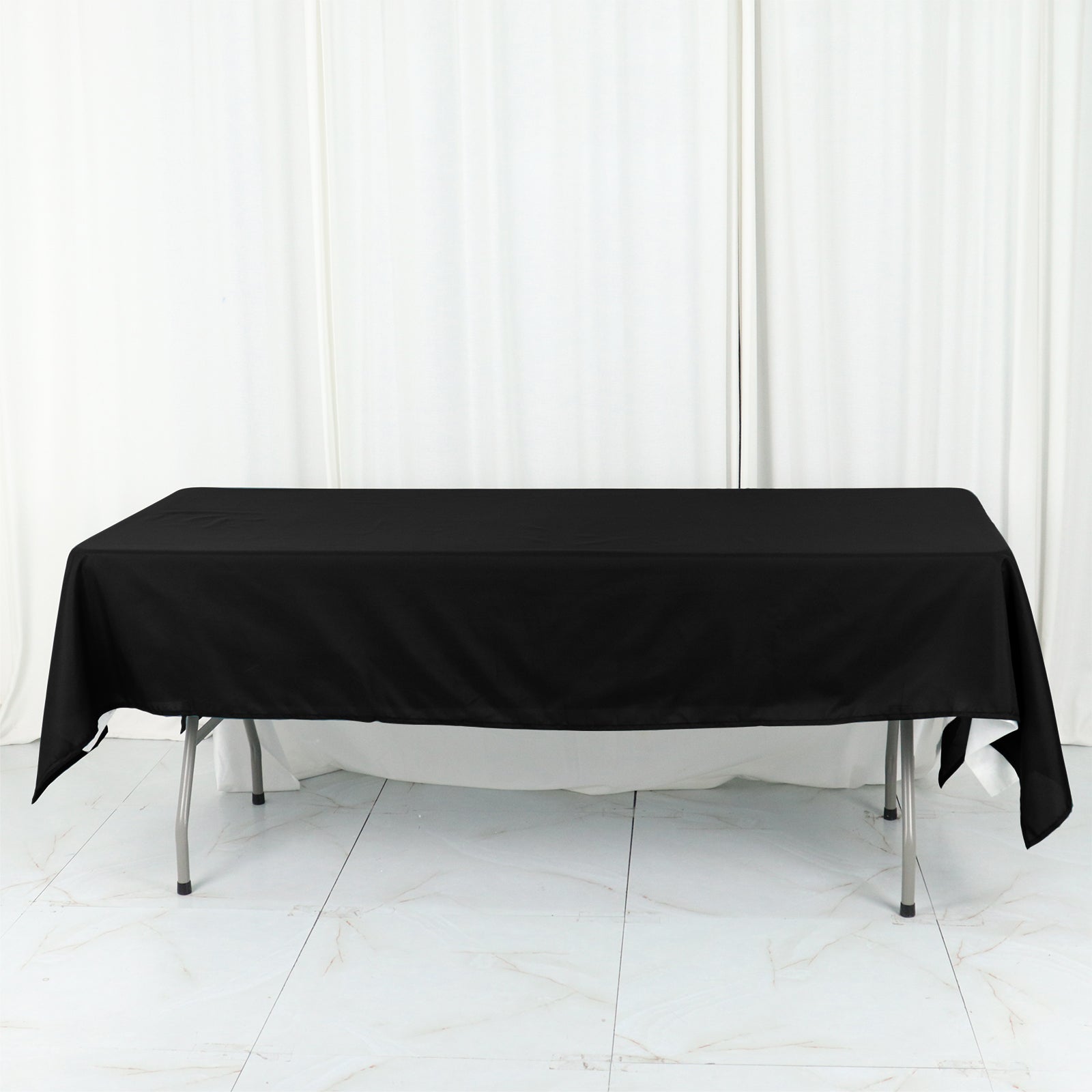 Black 60x102 Rectangle Cotton Blend Tablecloth with Wrinkle-Resistant Finish for Gatherings