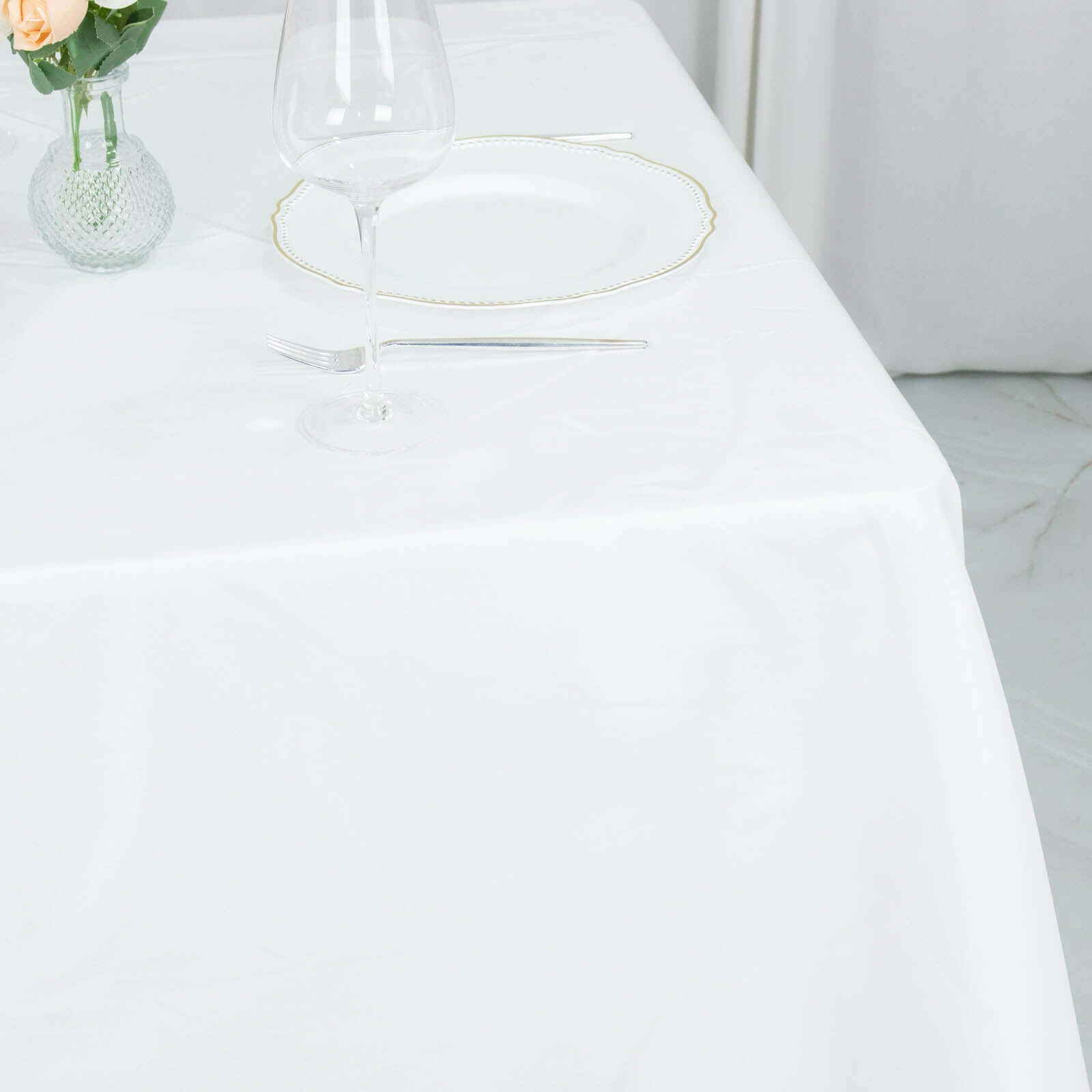 220GSM Wrinkle-Resistant White Premium Polyester 70x70 Square Tablecloth for Stylish Events