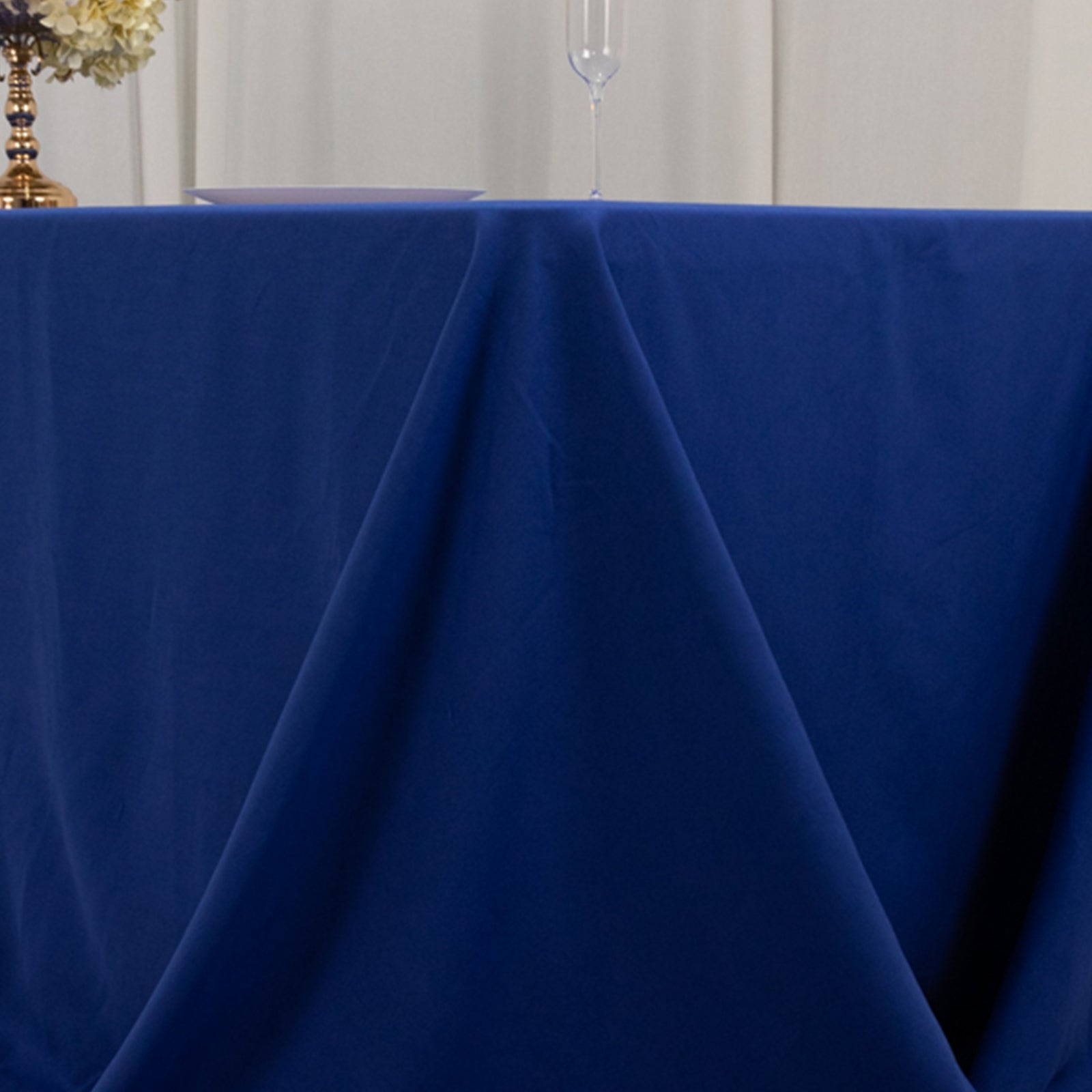 Royal Blue Seamless Wrinkle-Resistant Cotton Blend Tablecloth for Various Occasions, 90x156