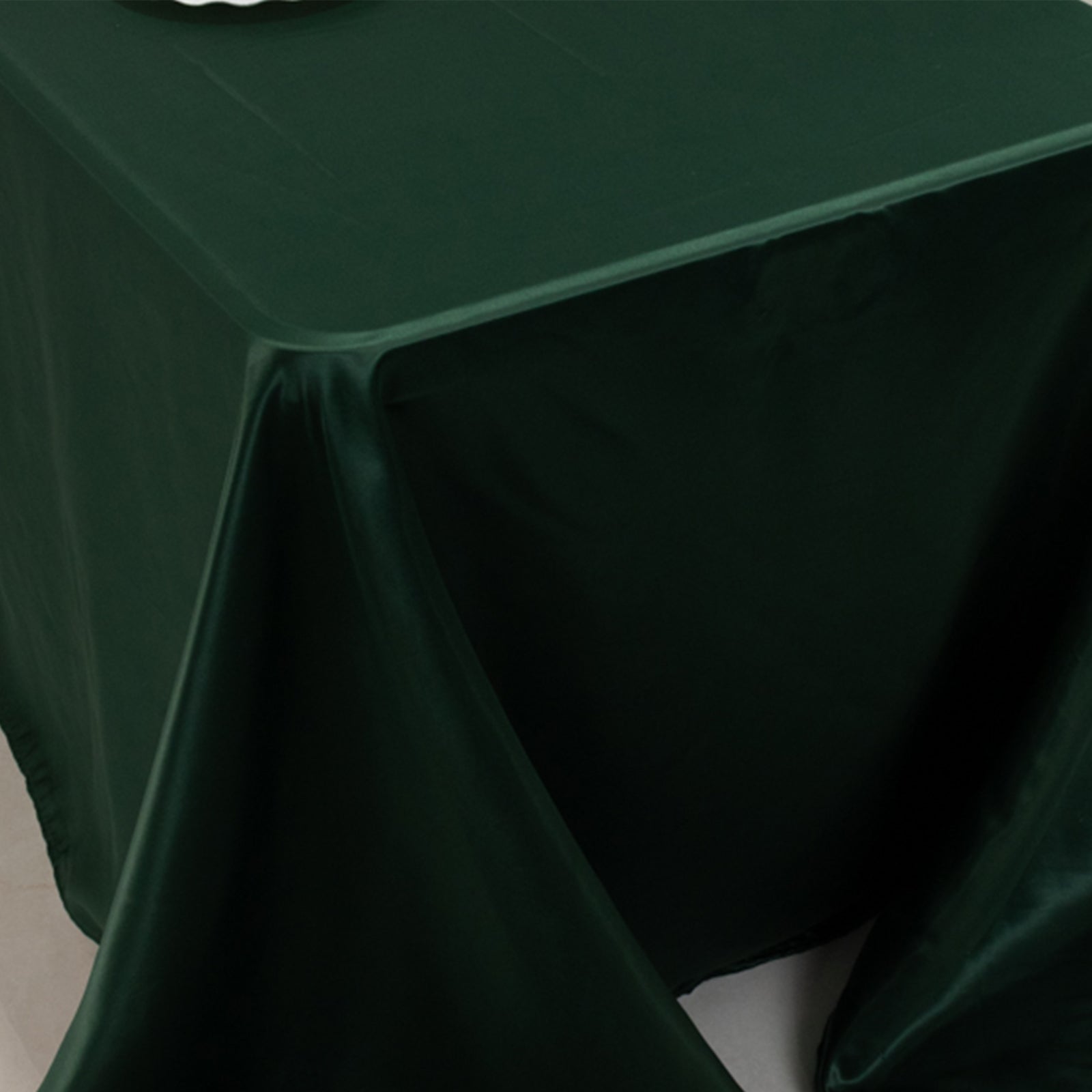 Hunter Emerald Green Lamour Satin Rectangle Tablecloth - Soft, Durable & Fade-Resistant!