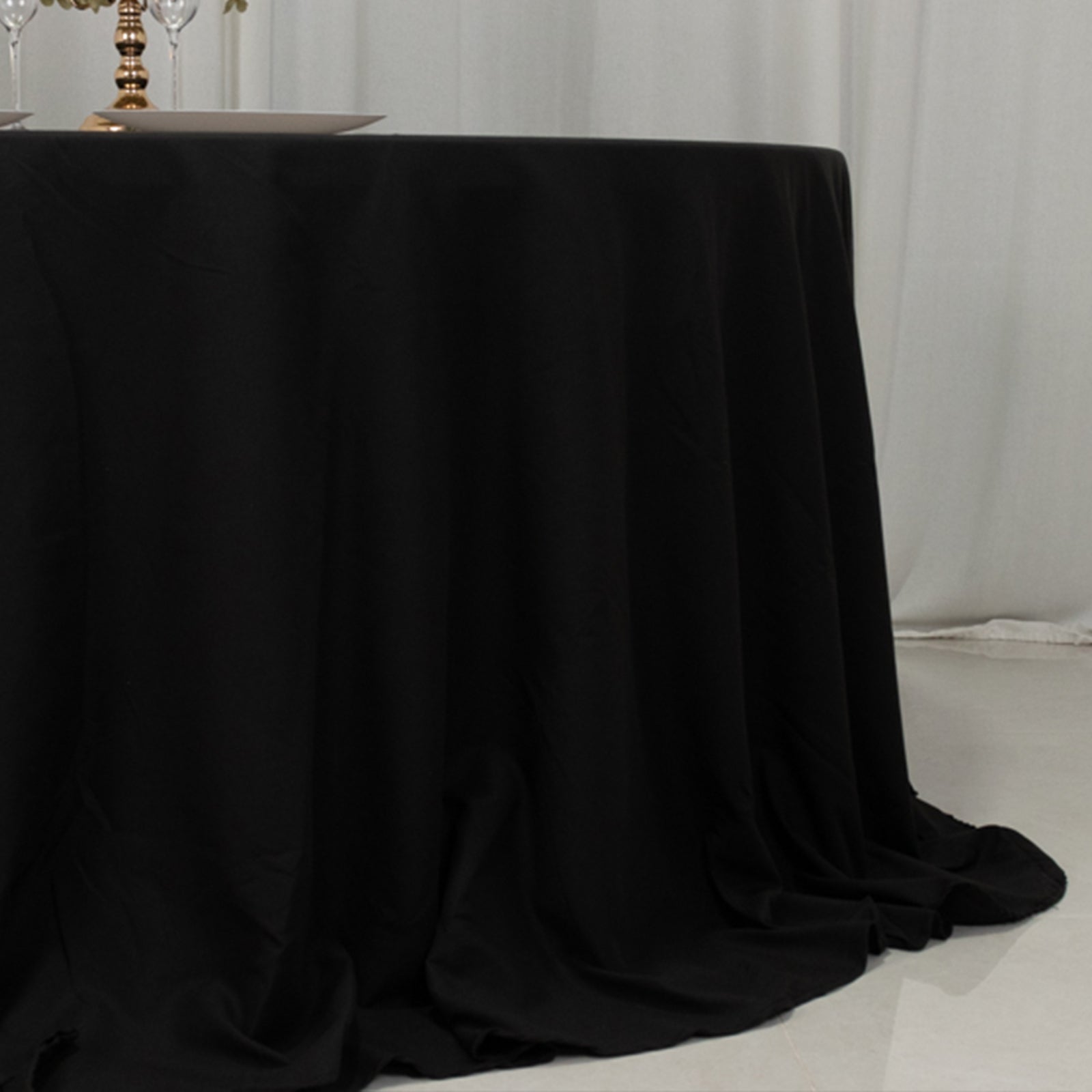 Hot! Seamless Wrinkle-Resistant Black Cotton Blend 132' Round Tablecloth