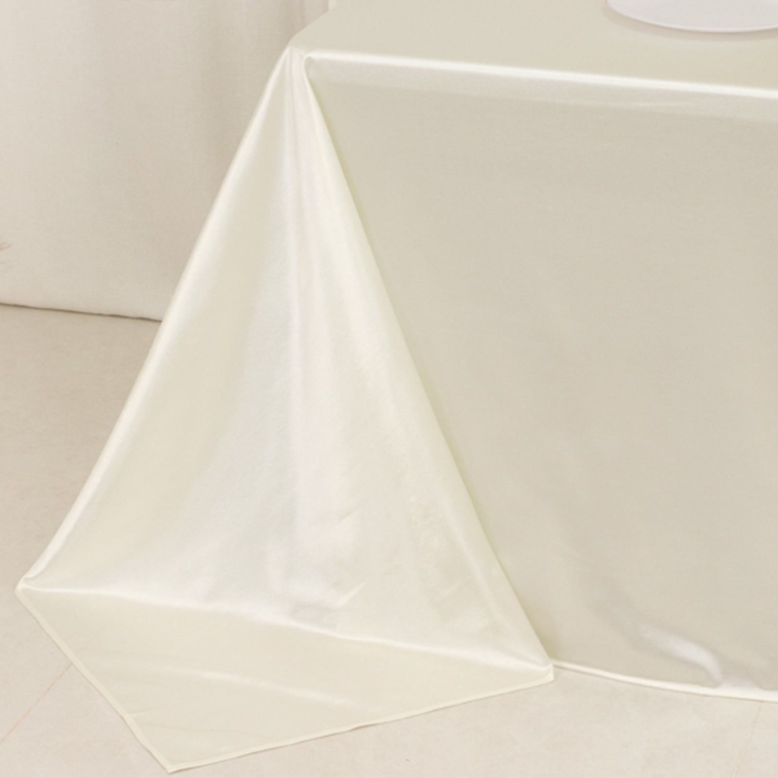 Shimmering Pearl White Premium Scuba Seamless Tablecloth - 90x132, Wrinkle & Stain Resistant
