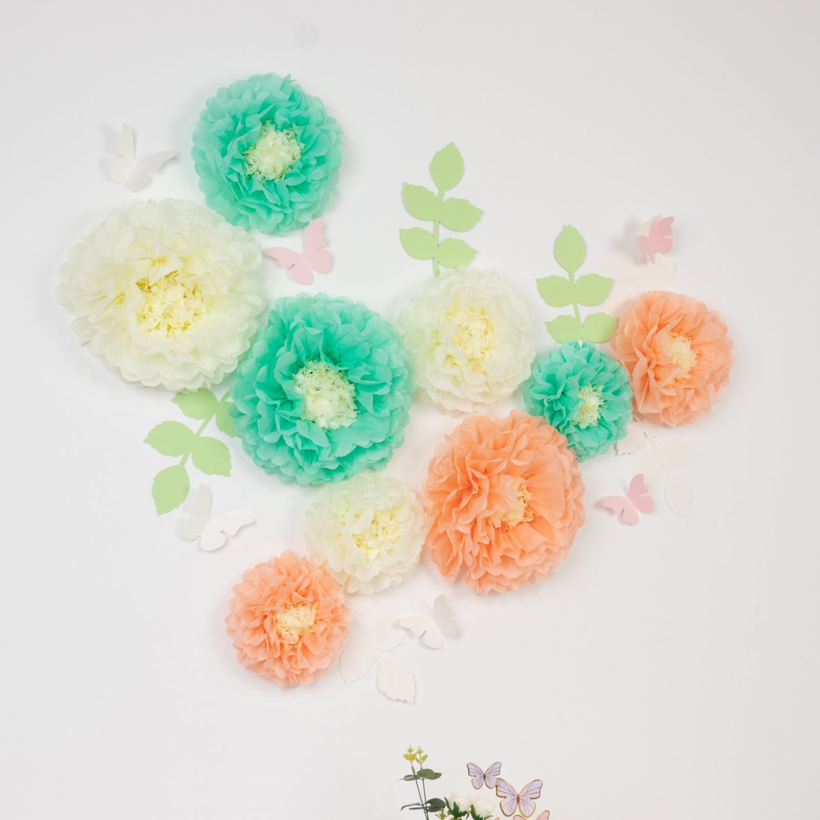 Hot Sale! 21-Piece Tissue Paper Flower Pom Poms Decor Kit in Cream & Peach for Wall Decor