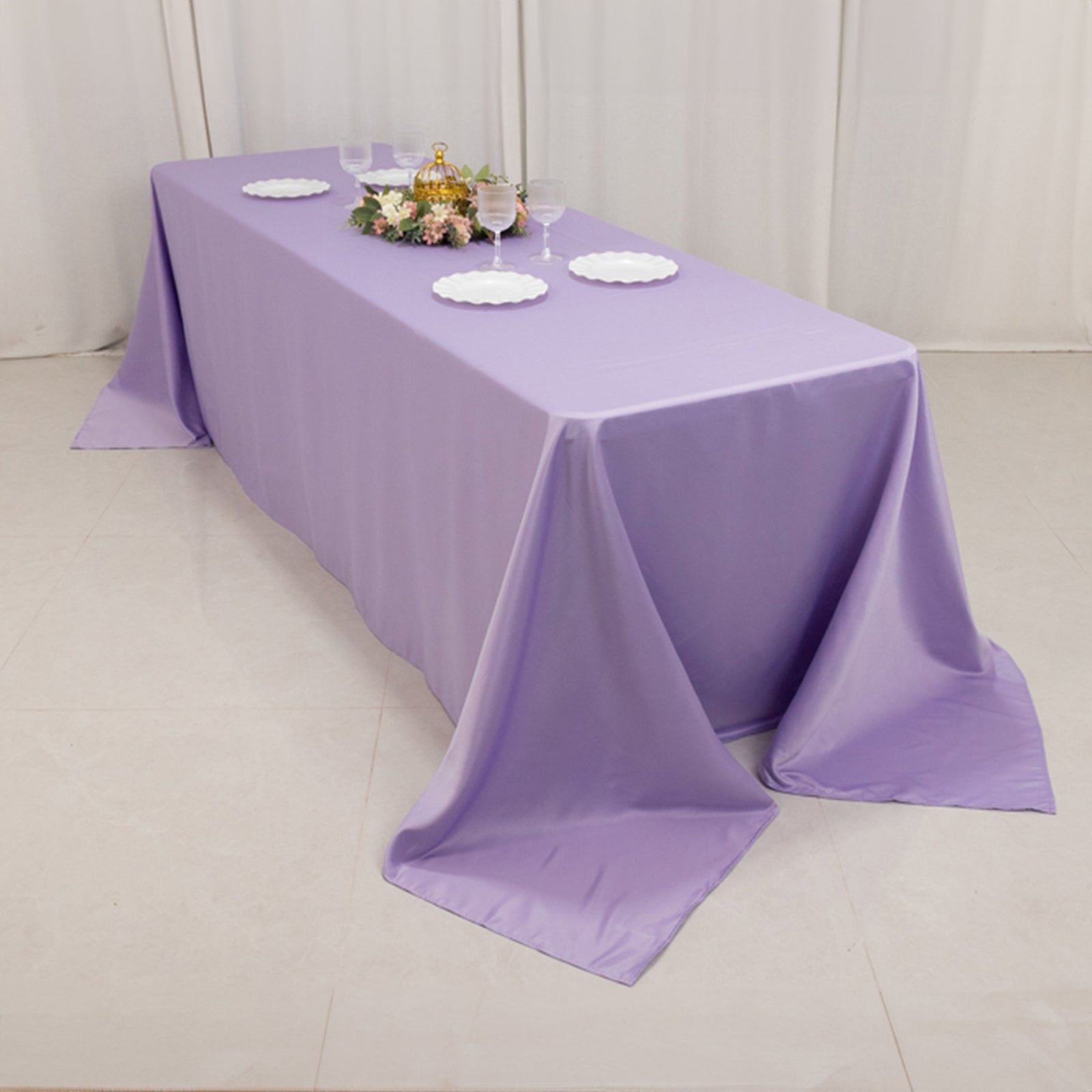 Luxury Lamour Satin Rectangle Tablecloth in Lavender Lilac - Soft & Seamless!