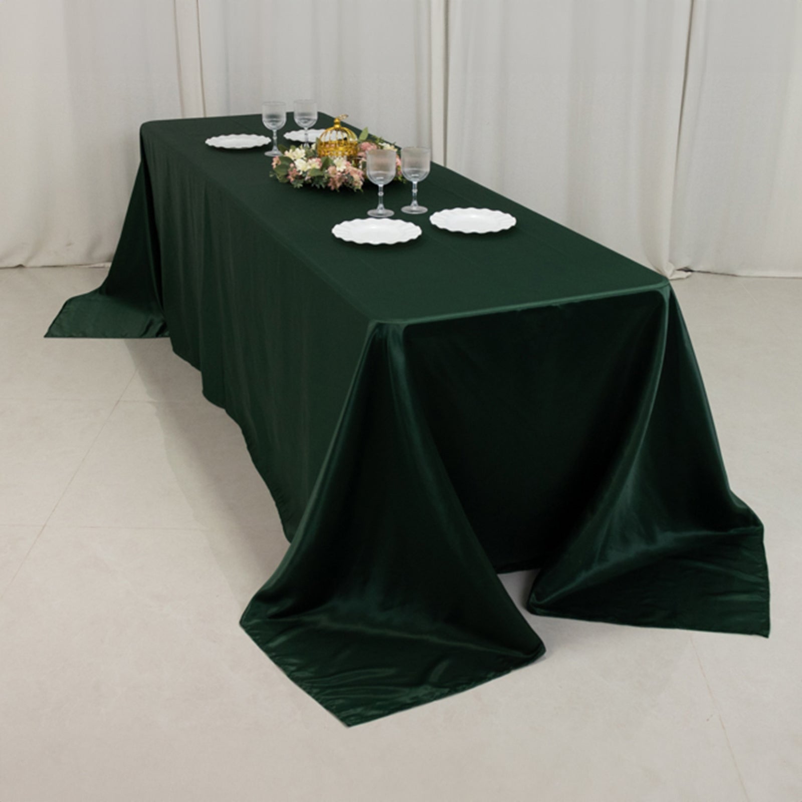 Hunter Emerald Green Lamour Satin Rectangle Tablecloth - Soft, Durable & Fade-Resistant!
