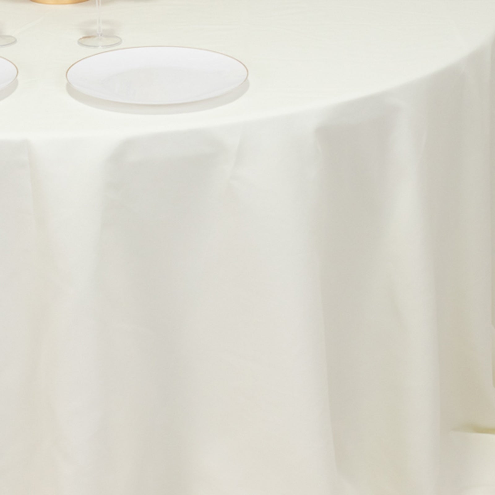 Ivory 132" Seamless Wrinkle-Resistant Cotton Blend Round Tablecloth - Ideal for Events