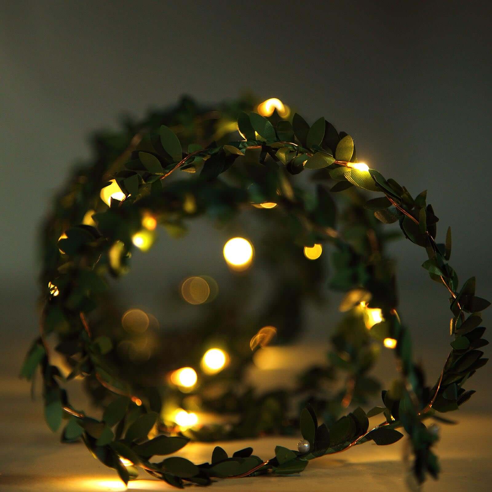 Hot Sale! 10ft 30-LED Battery-Operated Garland String Lights with Green Leaf Design and White Light