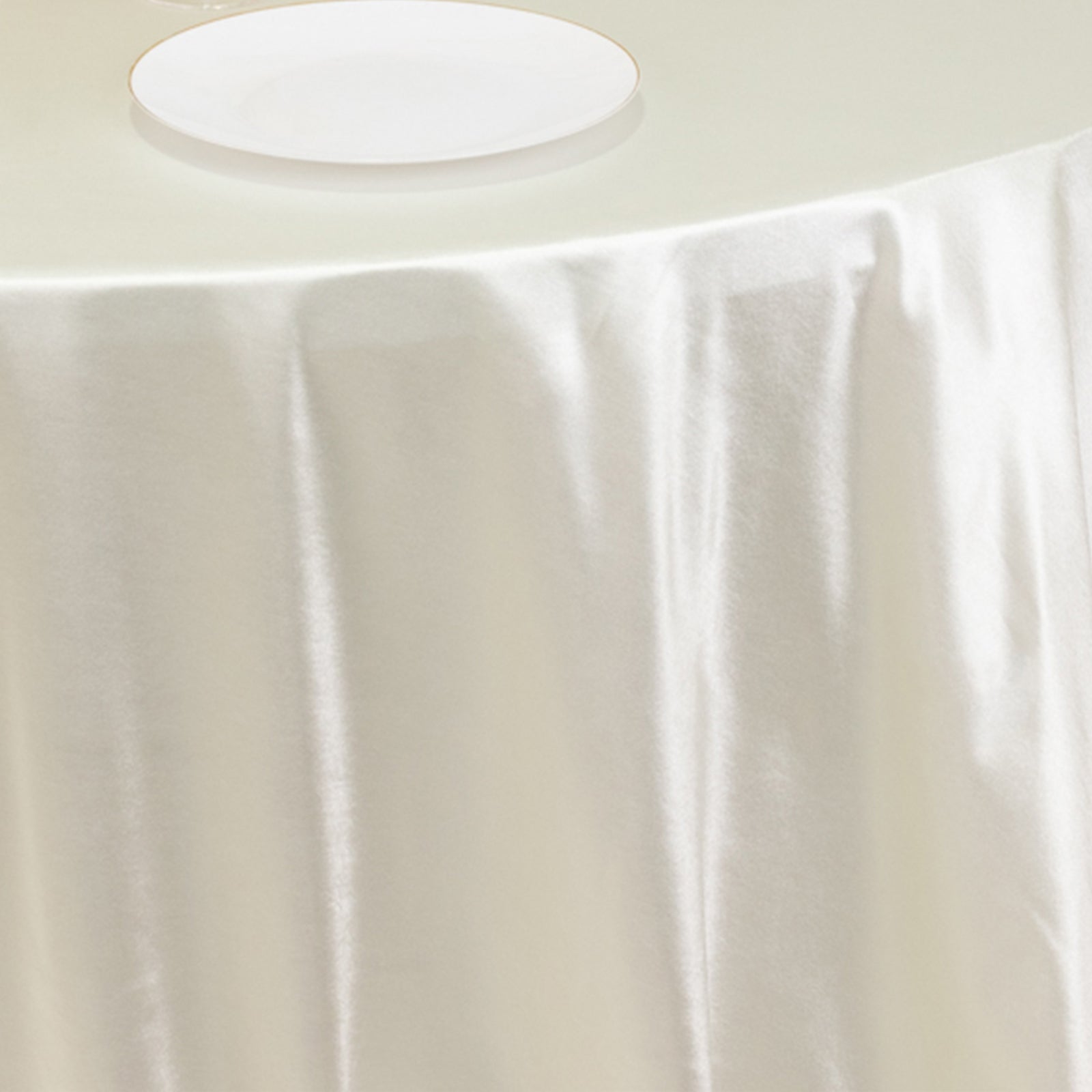 Hot! Premium Wrinkle-Free, Stain-Resistant 132" Shimmering Pearl White Scuba Round Tablecloth