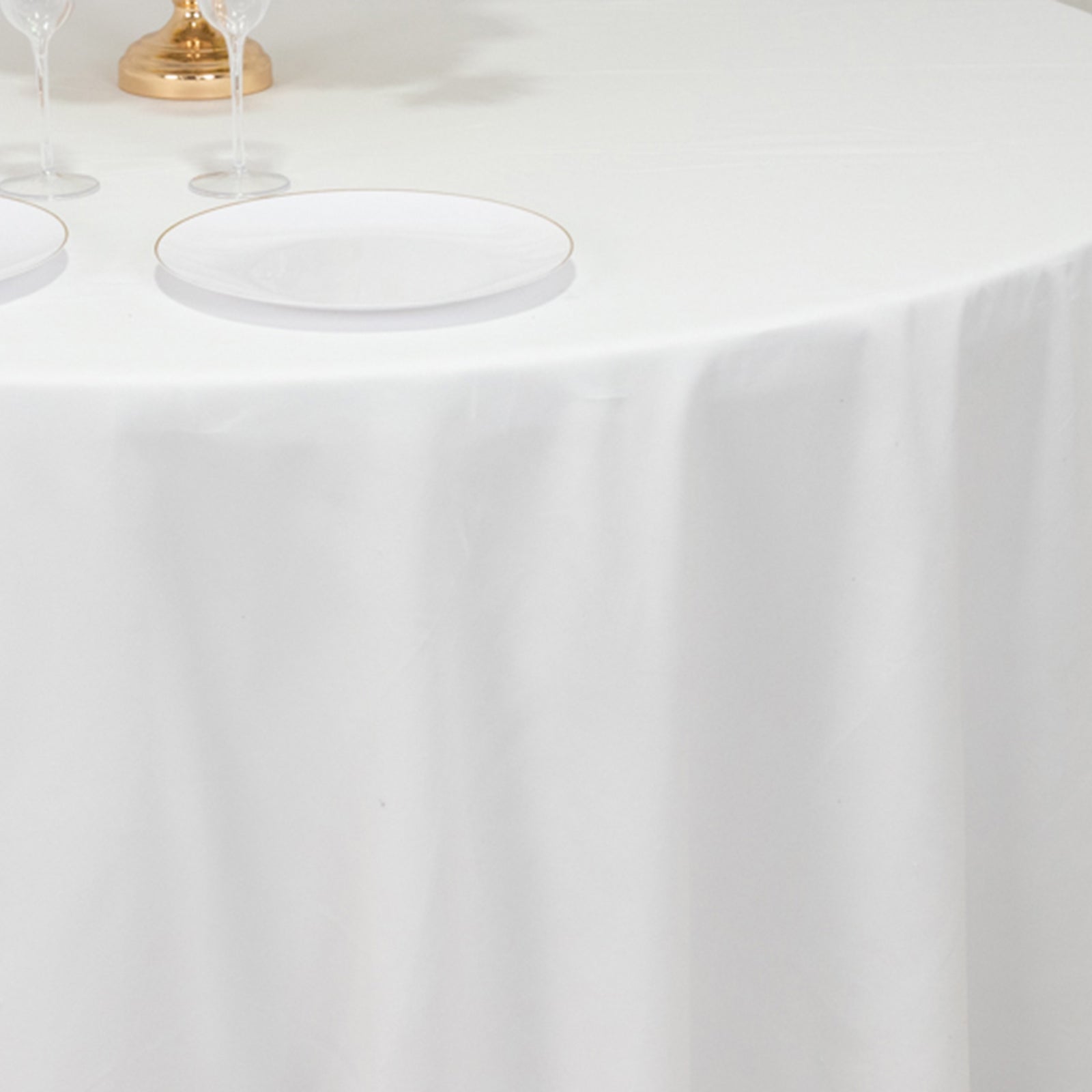 White 120" Cotton Blend Round Tablecloth: Seamless & Wrinkle-Resistant for Upscale Events