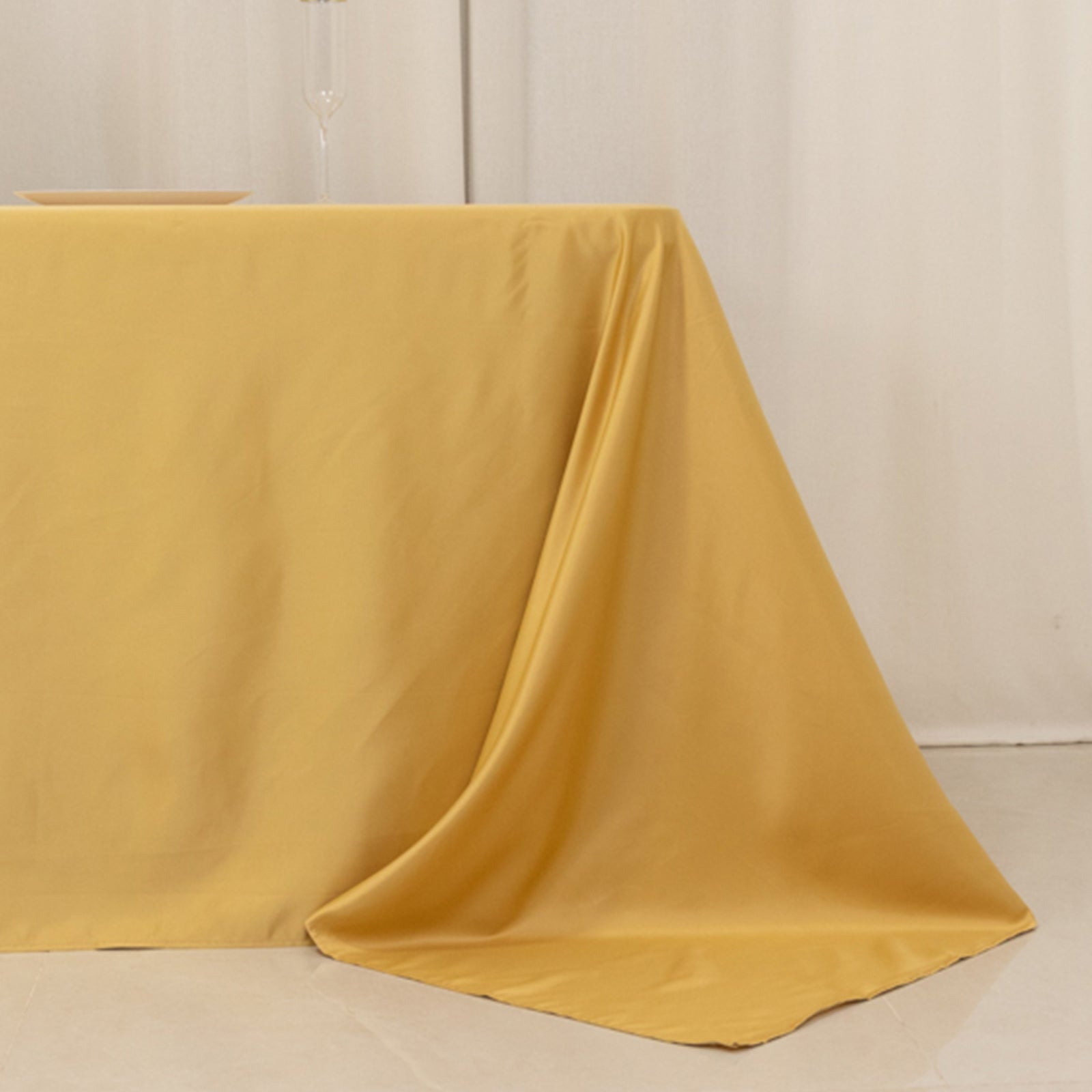 Luxurious Champagne Lamour Satin 90x156 Rectangle Seamless Tablecloth