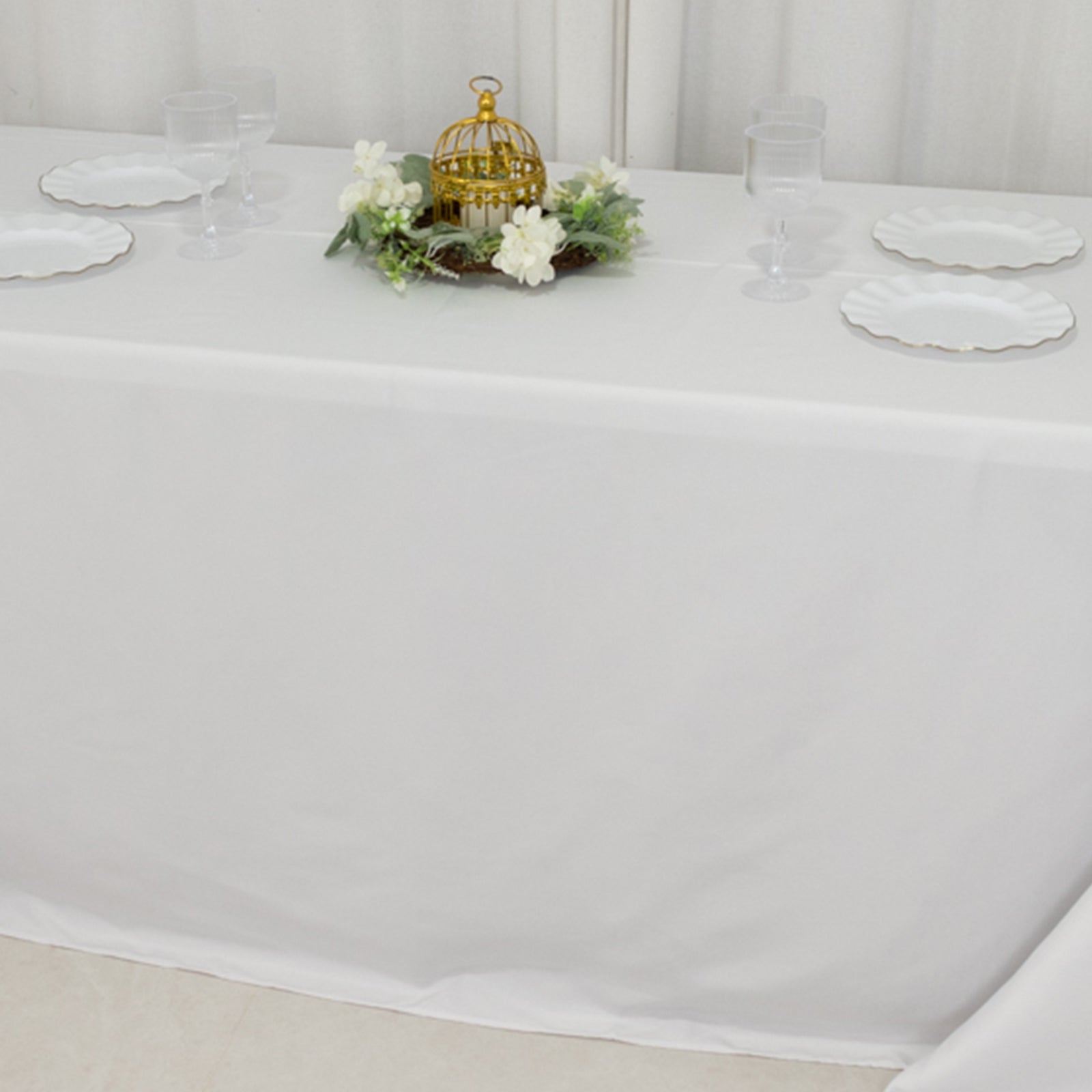 Premium Fire Retardant White Polyester Tablecloth for Large Gatherings - 90x132 Size