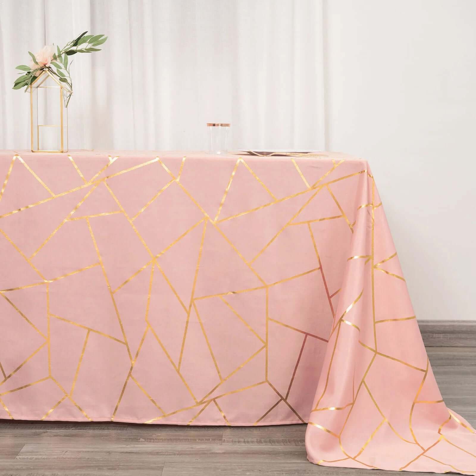 Hot! Wrinkle-Resistant Dusty Rose Polyester Tablecloth with Gold Foil Pattern for Events