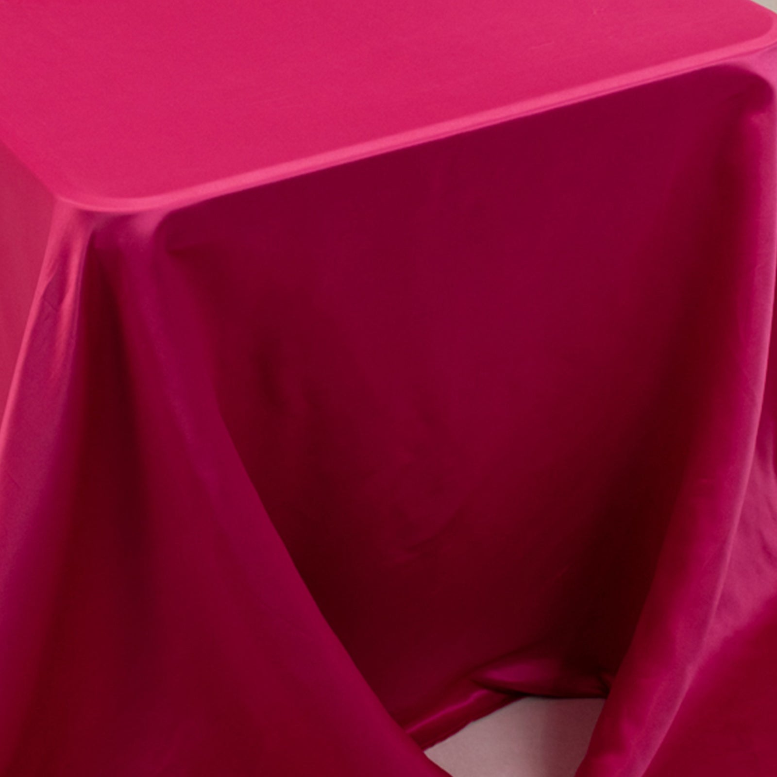 Fuchsia Lamour Satin Rectangle Tablecloth 90x156 - Soft, Seamless & Luxurious