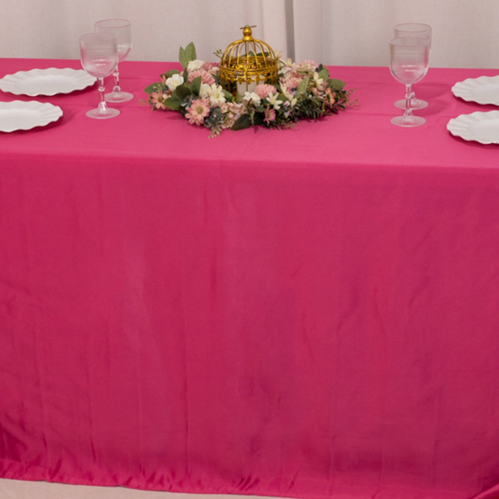 Luxurious Fuchsia Lamour Satin Seamless Rectangle Tablecloth 90x132
