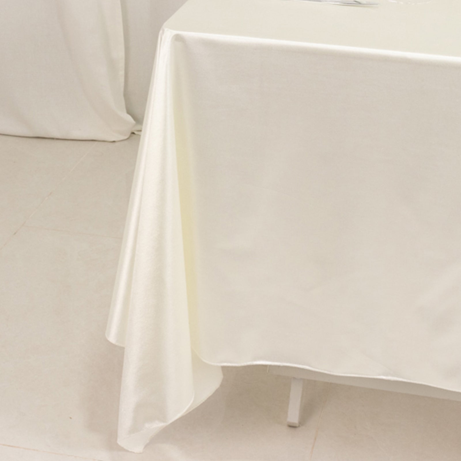 Wrinkle-Free & Stain-Resistant Premium Scuba 70x70 Shimmer Pearl White Tablecloth for Weddings and Parties