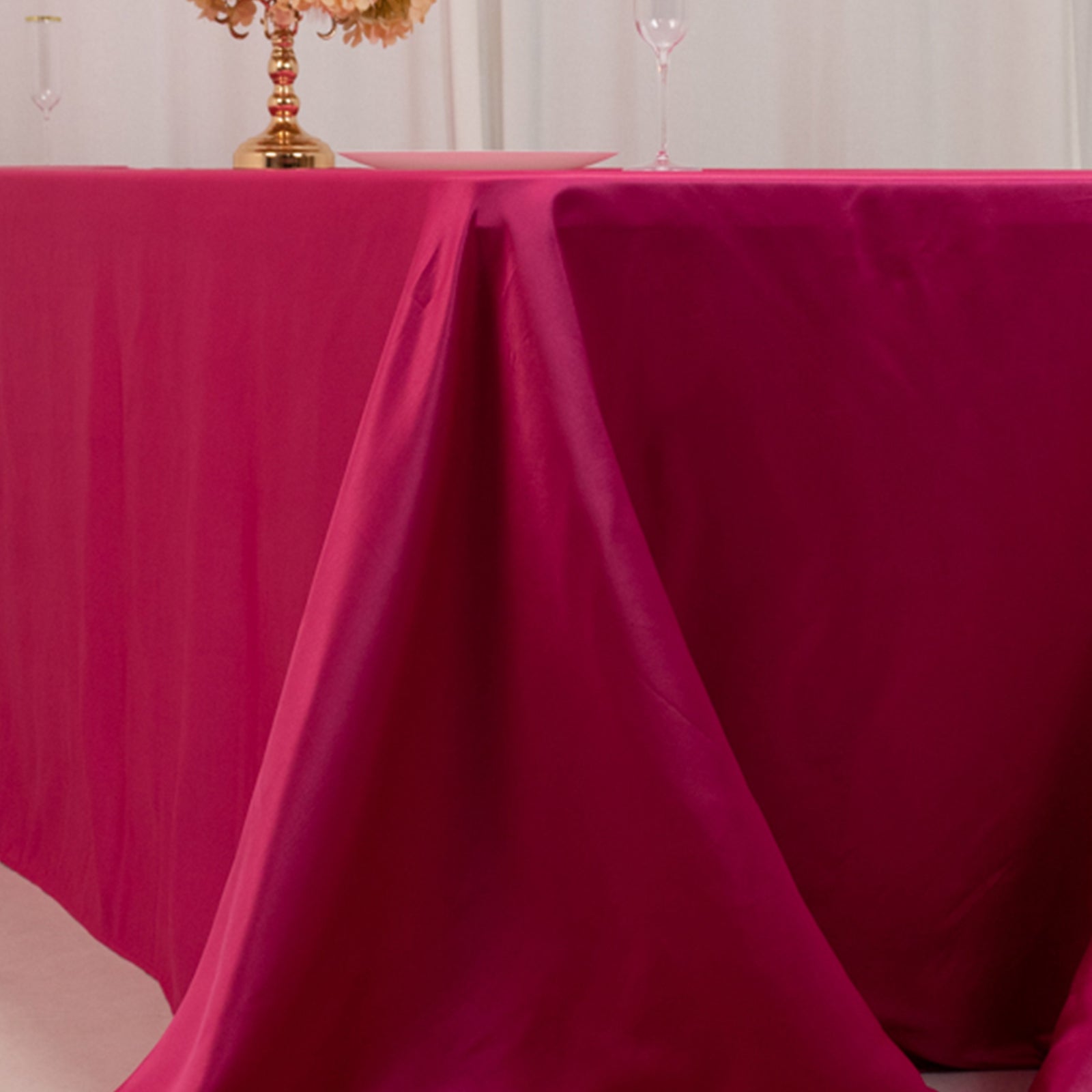 Fuchsia Lamour Satin Rectangle Tablecloth 90x156 - Soft, Seamless & Luxurious