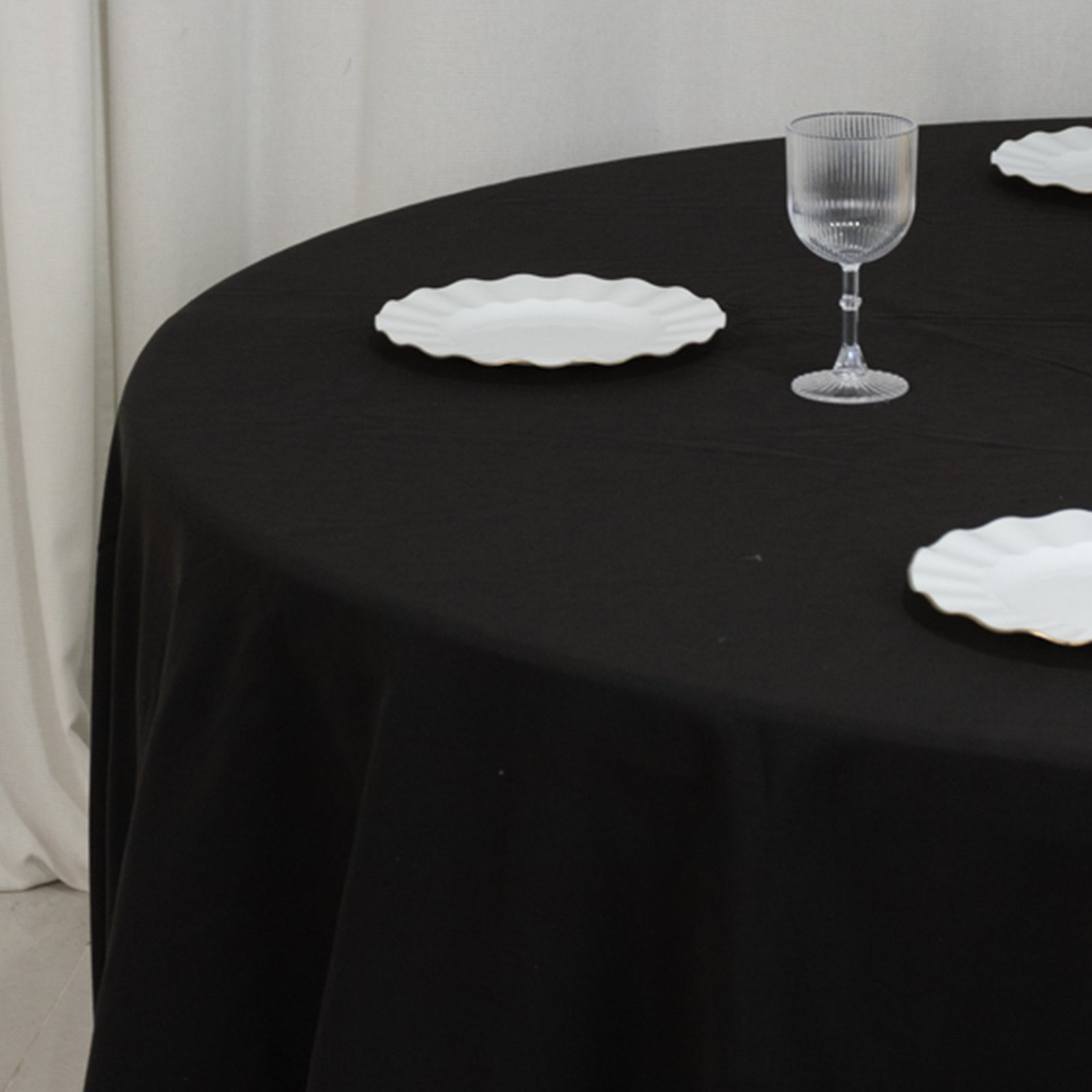 Black Seamless Wrinkle - Resistant 120 - inch Cotton Blend Round Tablecloth