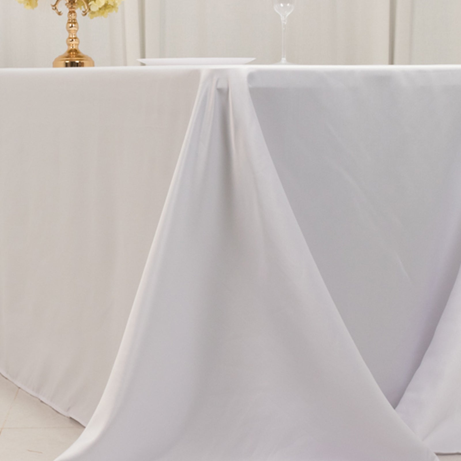 Luxury White Lamour Satin Rectangle Tablecloth 90x156 - Ideal for Stylish Events