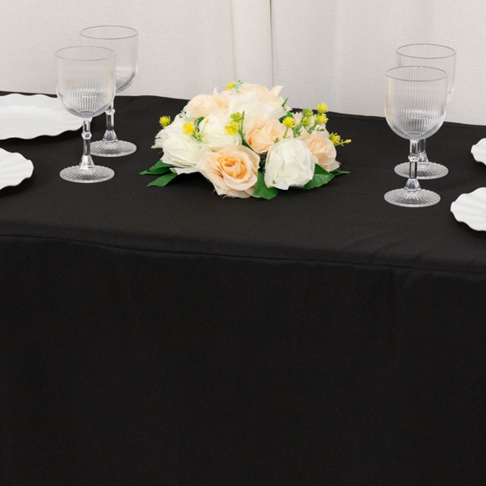 Black Fitted Polyester Rectangle Tablecloth - Ideal for 4ft Tables
