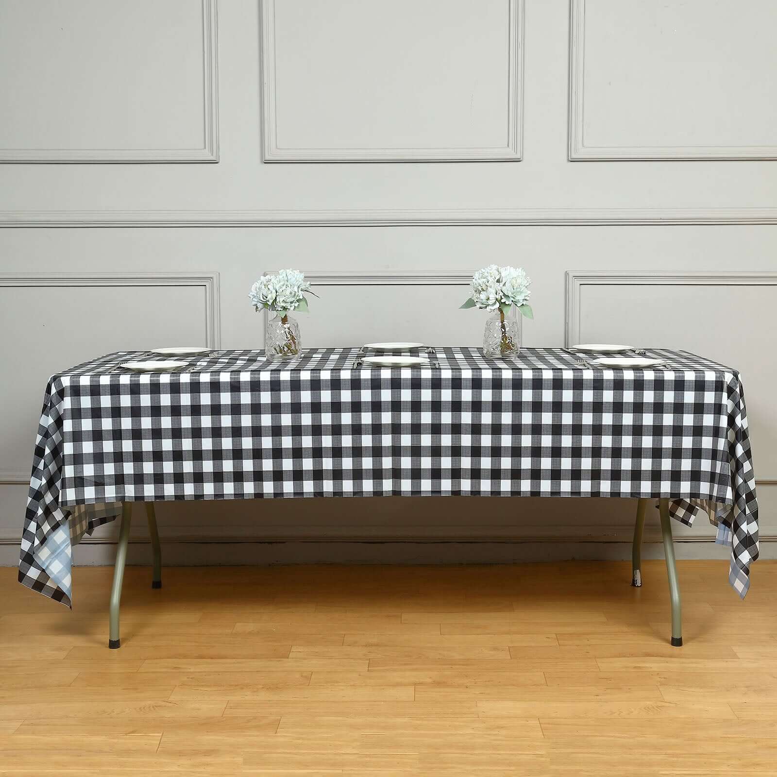 5-Pack Durable PVC Disposable Black Checkered Plastic Rectangle Table Covers 54x108