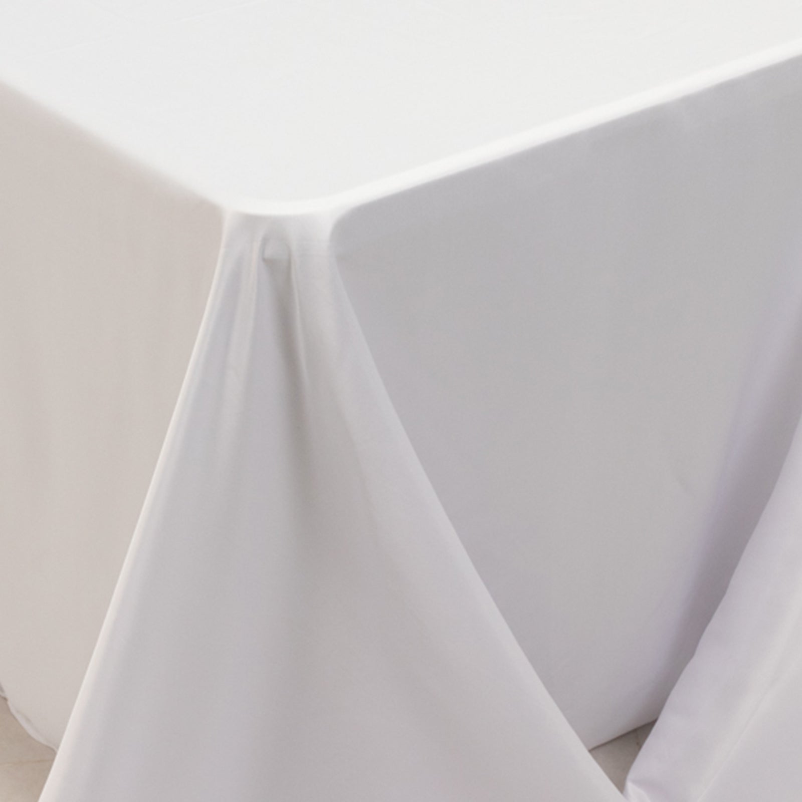 Luxury White Lamour Satin Rectangle Tablecloth 90x156 - Ideal for Stylish Events