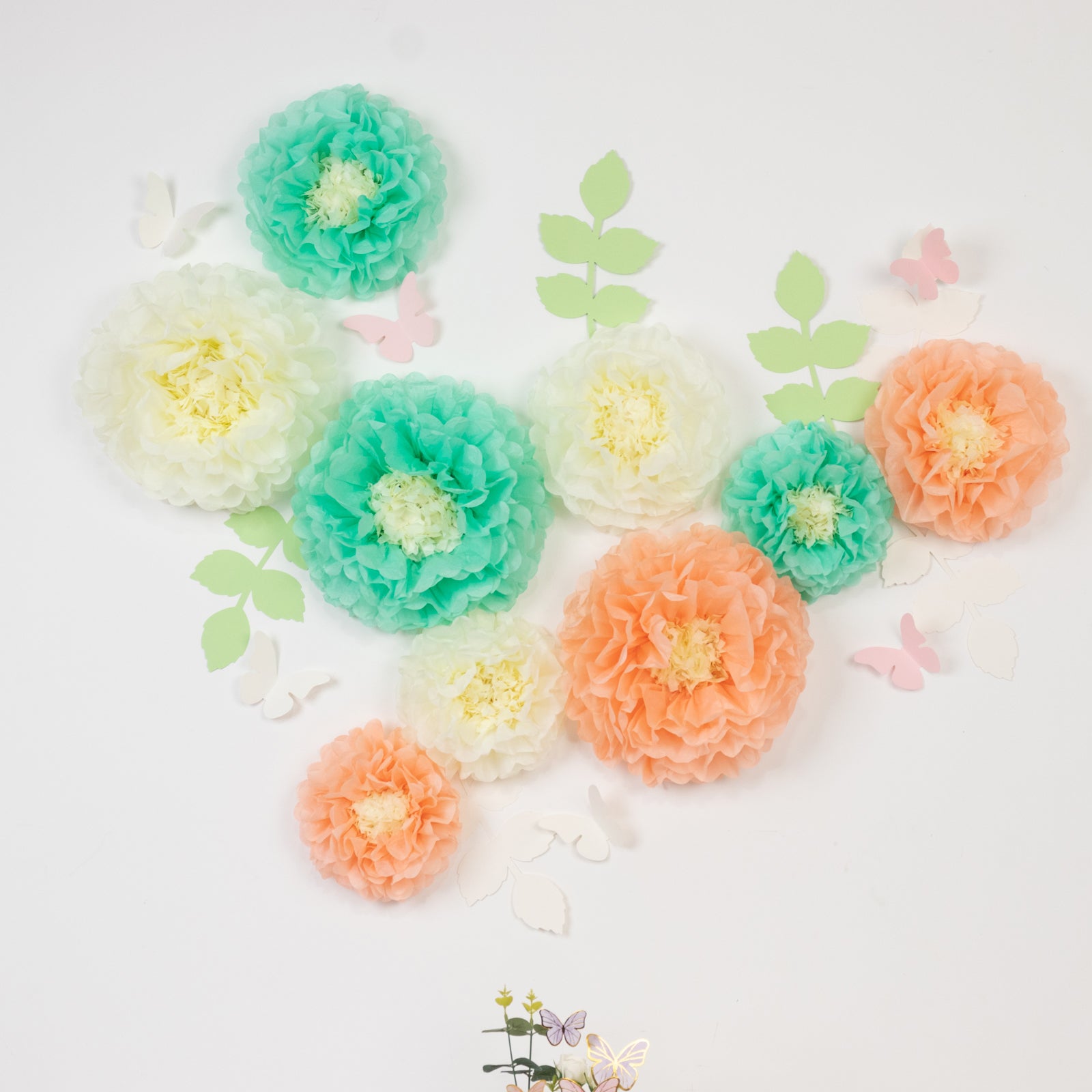 Hot Sale! 21-Piece Tissue Paper Flower Pom Poms Decor Kit in Cream & Peach for Wall Decor