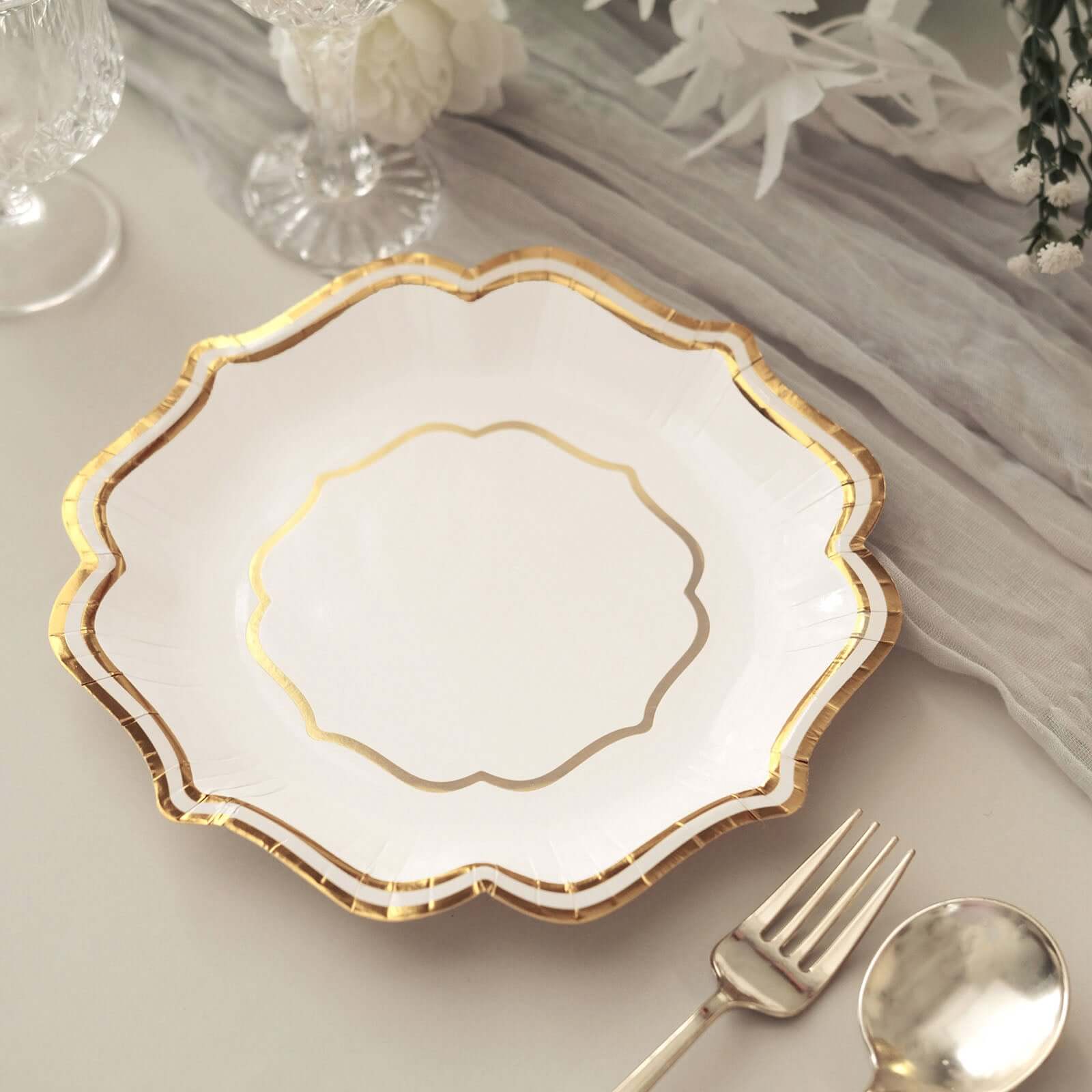 25-Pack Disposable White Paper Dessert Plates with Gold Scallop Rim - Ideal for Classy Events