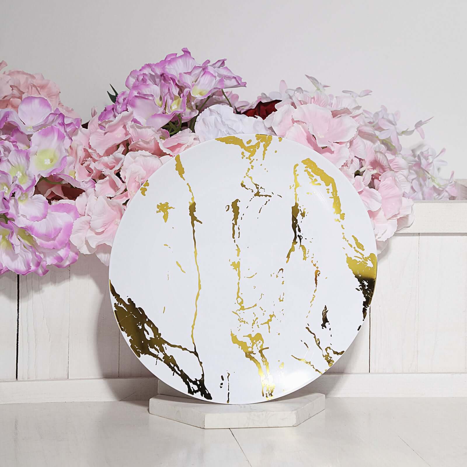 10-Piece Set of White Plastic Round Dinner Plates with Gold Marble Print for Elegant Parties