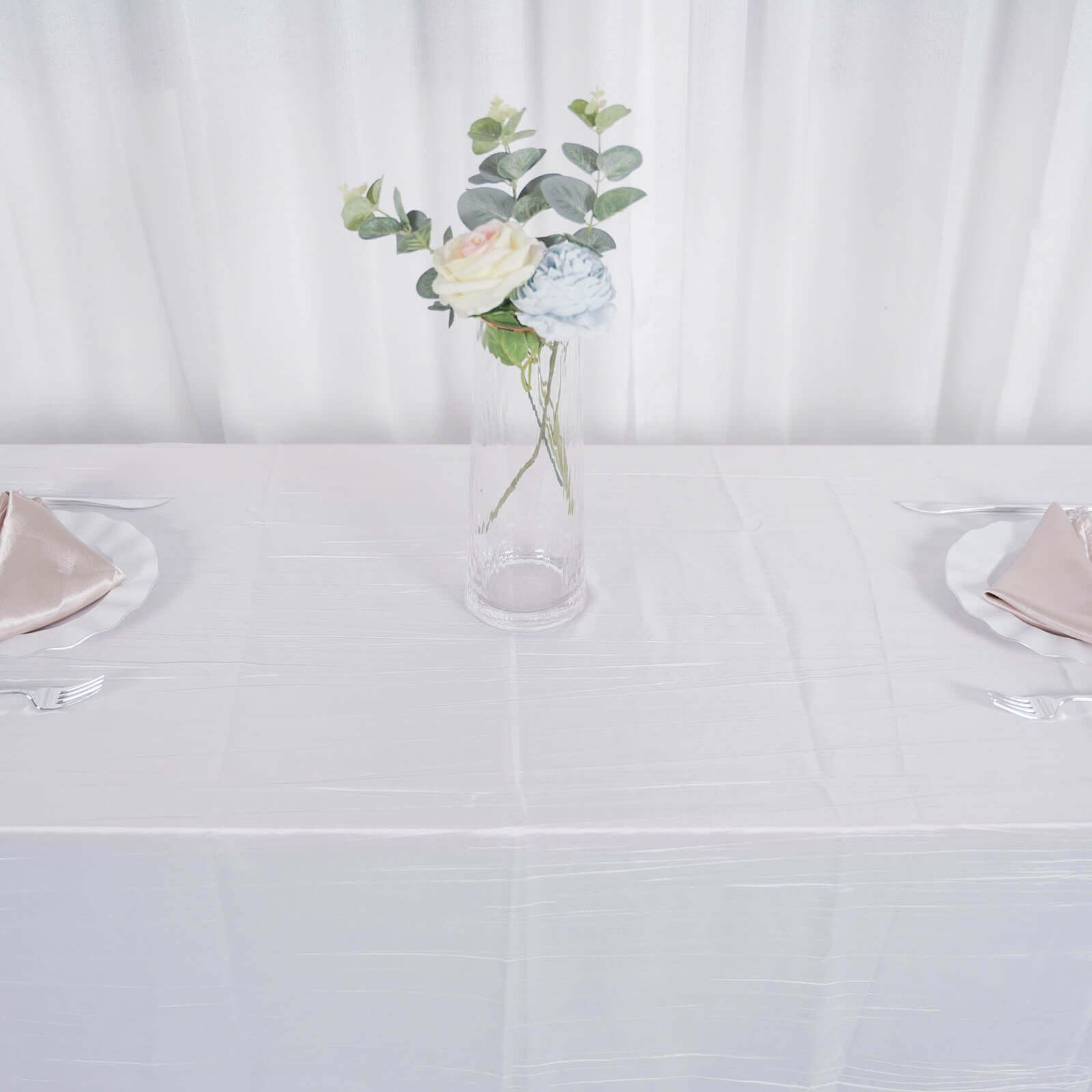 Stylish White Crinkle Taffeta Rectangle Tablecloth for Celebrations - 90x156