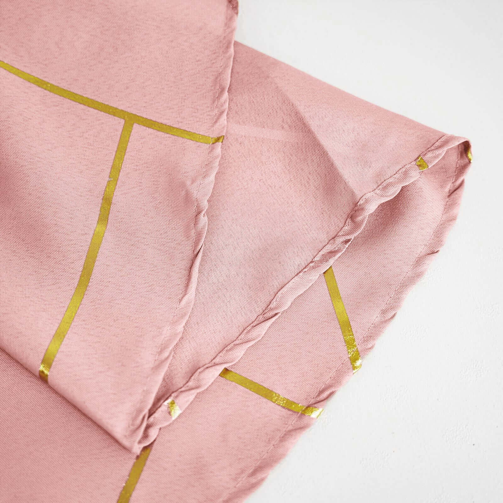 Hot! Wrinkle-Resistant Dusty Rose Polyester Table Overlay with Gold Foil Pattern