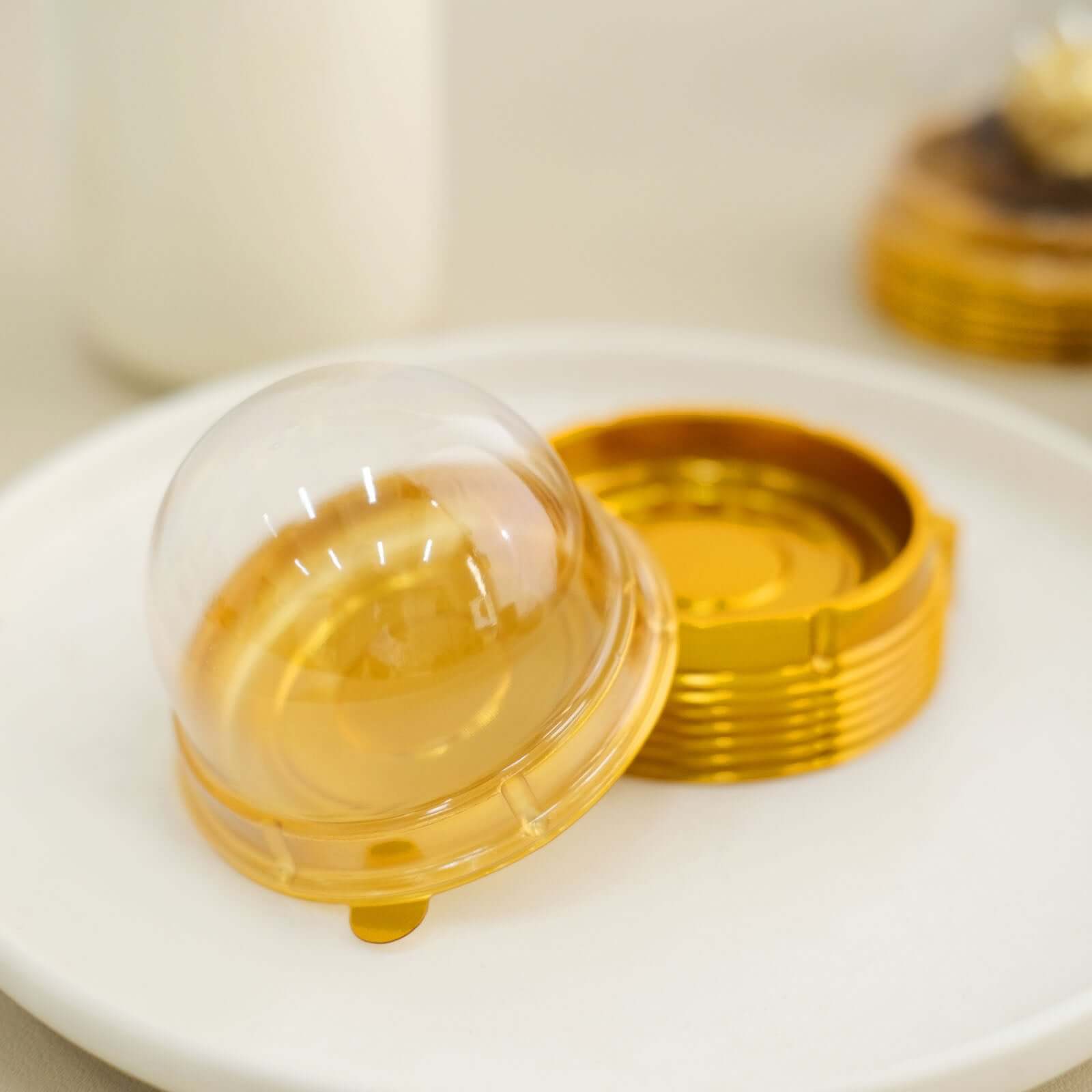50-Piece Set of Plastic Party Favor Containers - Round Dome Design in Gold and Clear for Cupcakes and Sweets
