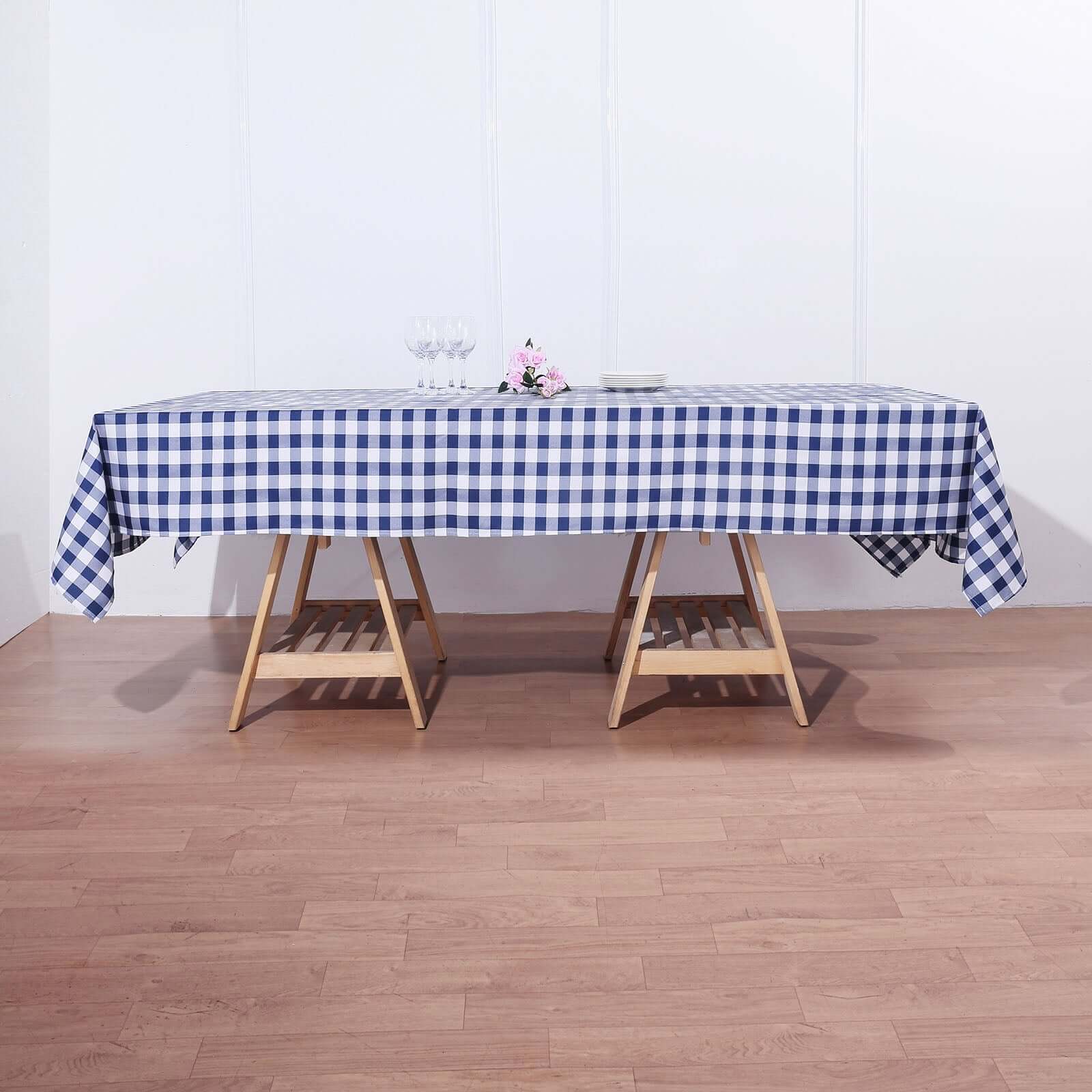 White/Navy Blue Checkered Buffalo Plaid Polyester Tablecloth - 60x102, Ideal for Events