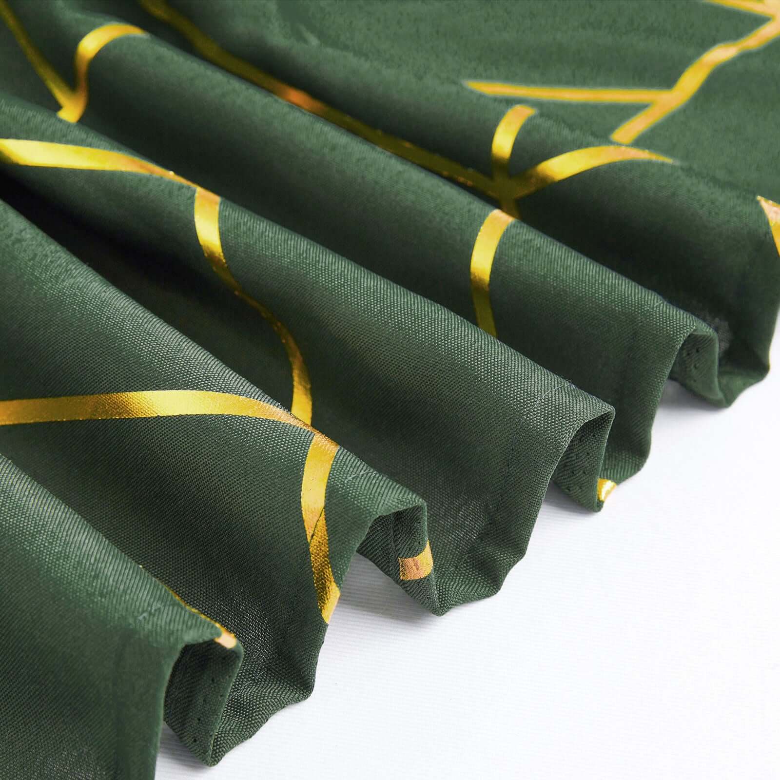 Hot Sale! Wrinkle-Resistant Seamless Polyester Tablecloth in Hunter Emerald Green with Gold Foil Geometric Pattern, 90x132
