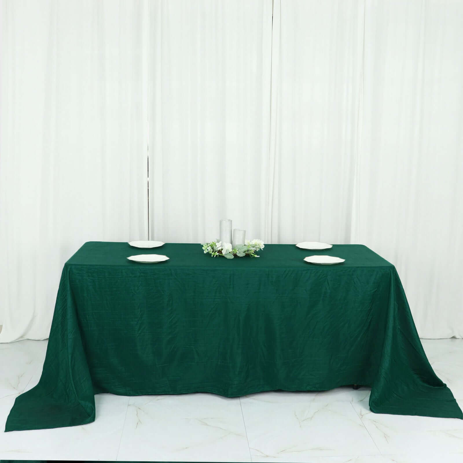 Exclusive Hunter Emerald Green Crinkle Taffeta 90x132 Rectangle Seamless Tablecloth