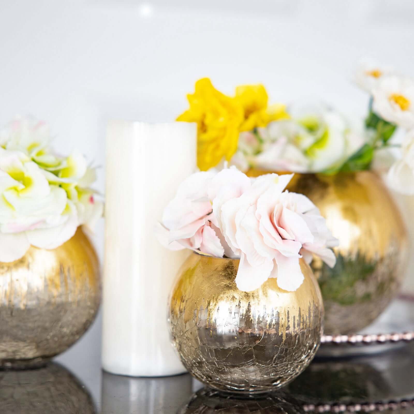 Stylish Gold Foiled Crackle Glass Flower Vase - Ideal Centerpiece for Events, 4.5