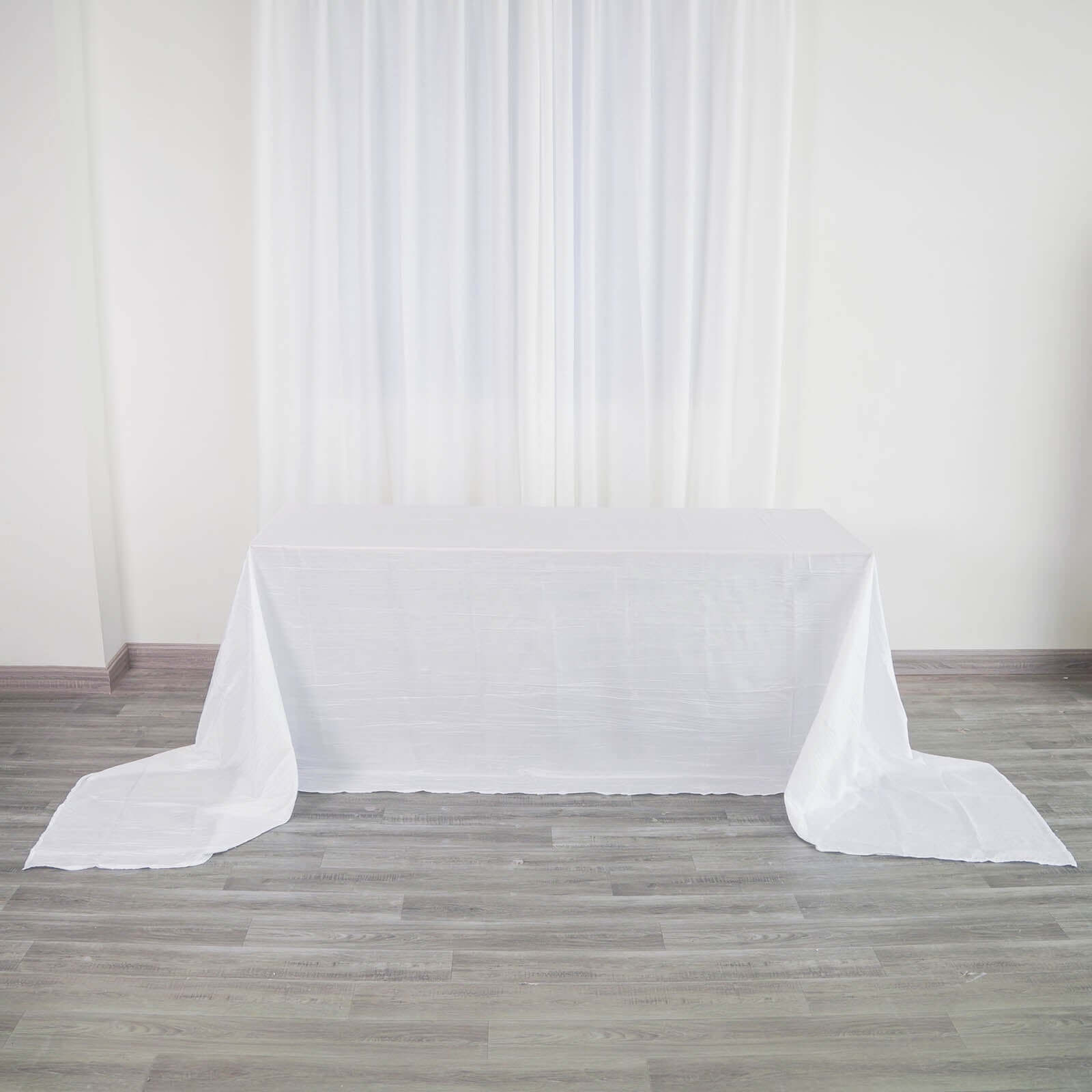 Stylish White Crinkle Taffeta Rectangle Tablecloth for Celebrations - 90x156