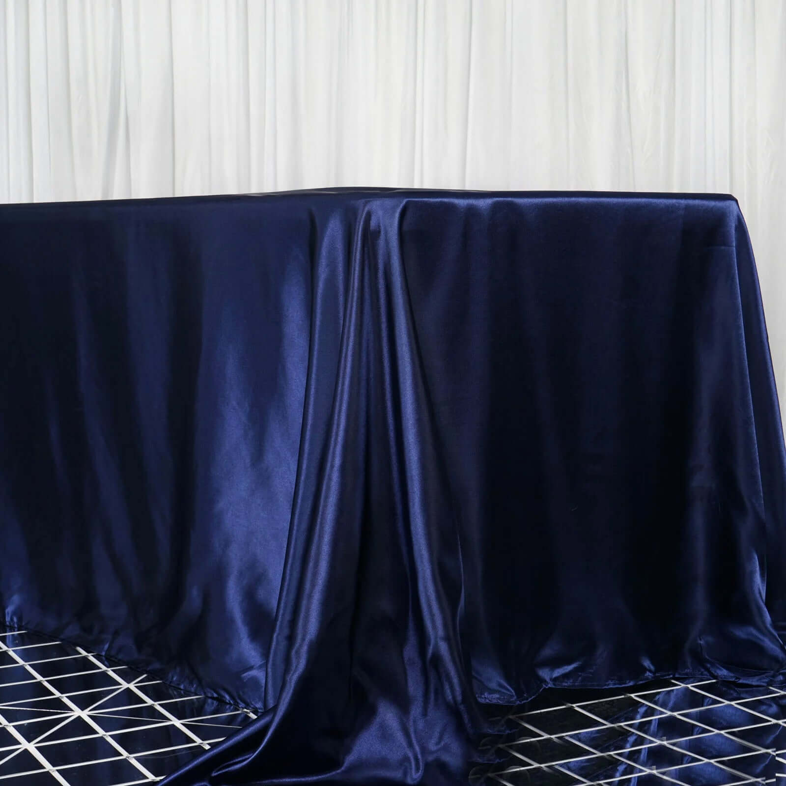 Navy Blue Seamless Satin Tablecloth 90x156 - Perfect for Events