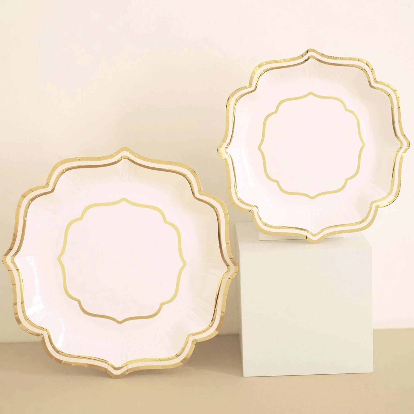 25-Pack Disposable White Paper Dessert Plates with Gold Scallop Rim - Ideal for Classy Events