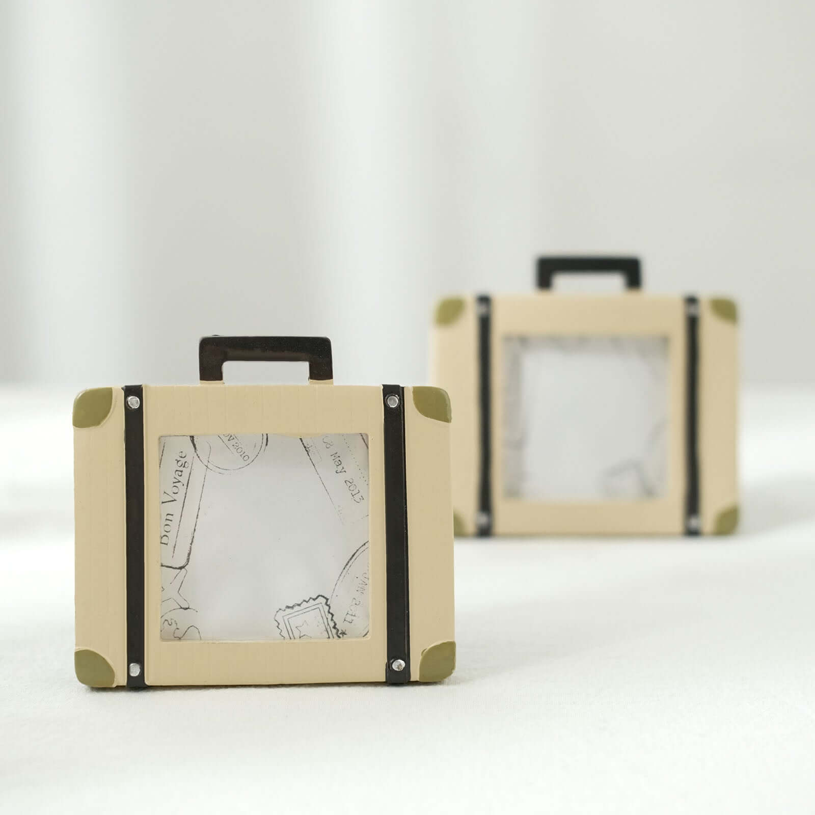 Hot Sale! 4-Pack Resin Mini Suitcase Picture Frames - Ideal Vintage Travel Wedding Place Card Holders & Party Favors