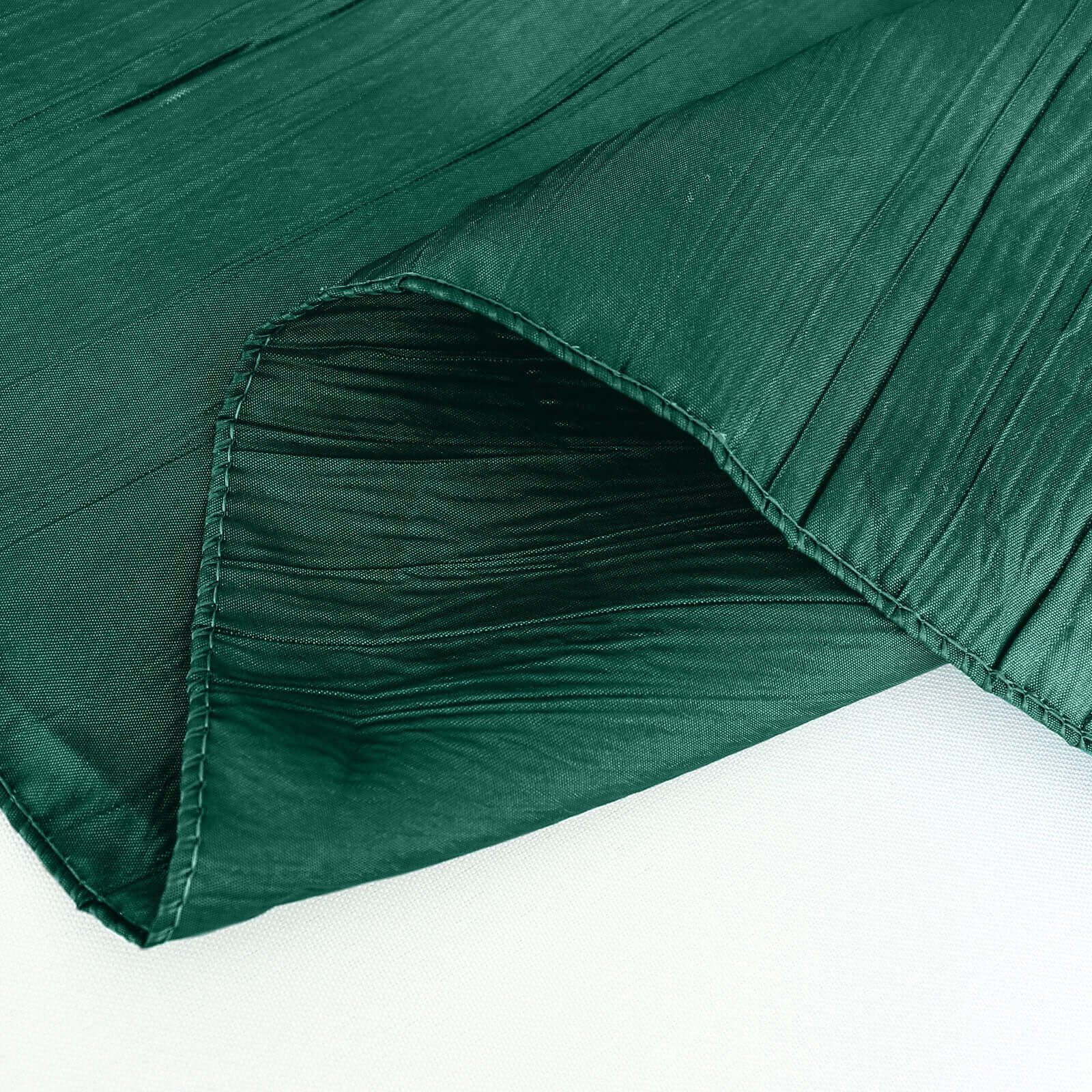 Exclusive Hunter Emerald Green Crinkle Taffeta Rectangle Tablecloth 90x156 - Ideal for Events