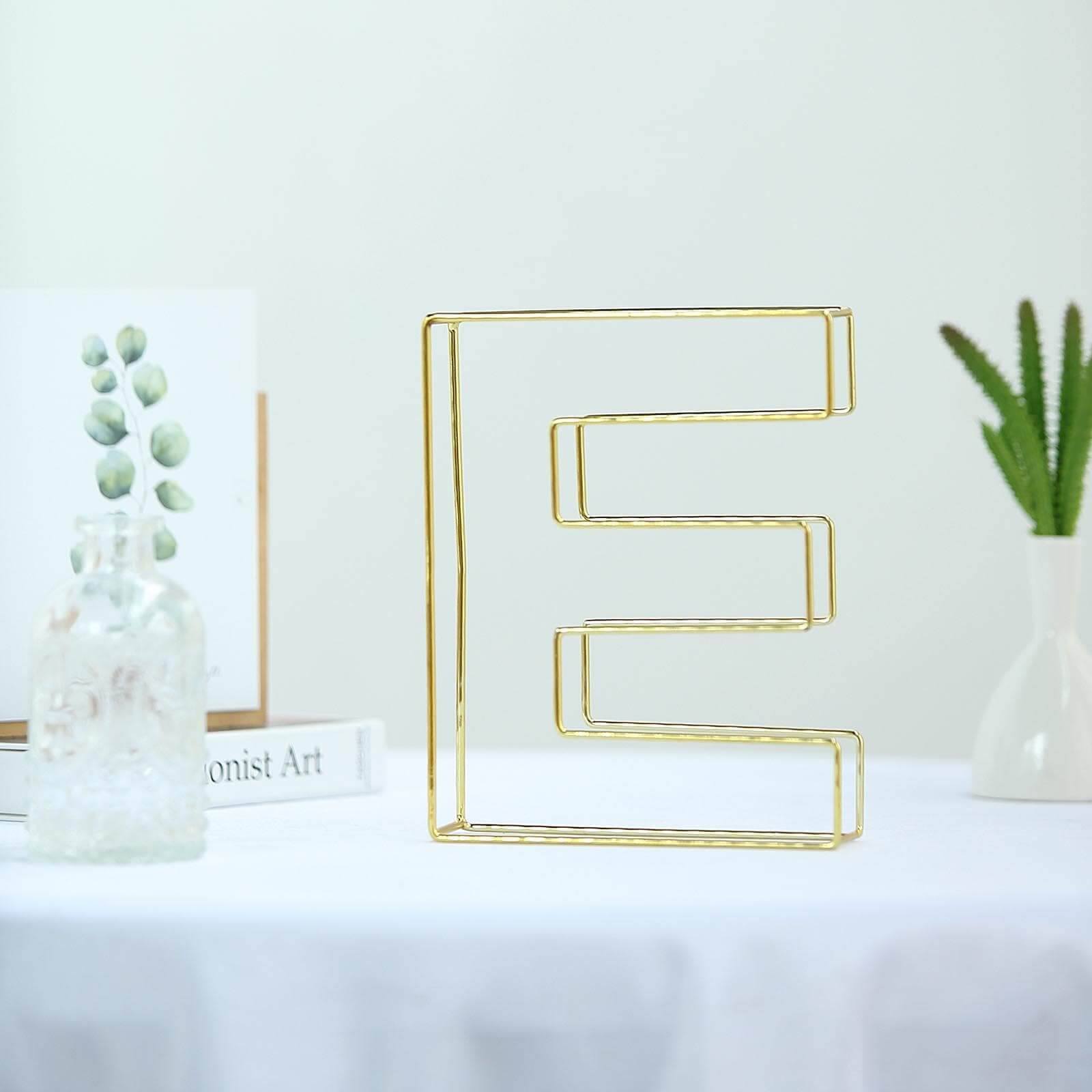 Hot Sale! 8-Foot Gold Freestanding 3D Decorative Metal Wire Letter 'E' for Wedding Centerpieces