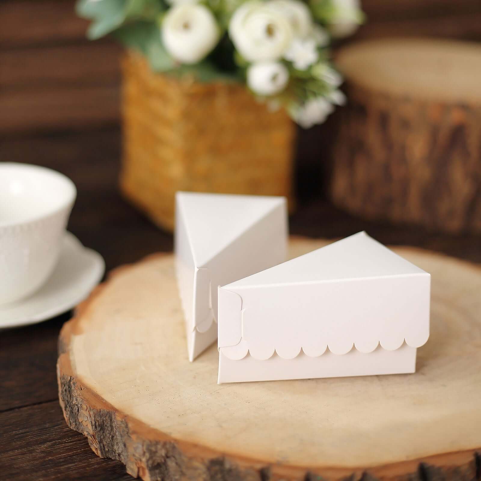 Hot Deal! 10-Pack White Cardstock Triangle Cake Slice Boxes with Scalloped Top for Desserts & Party Favors