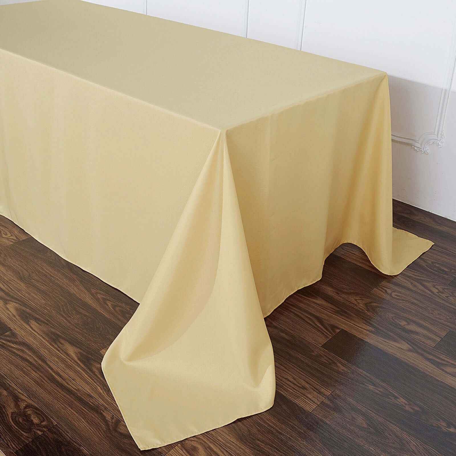 Champagne Seamless Wrinkle-Resistant Polyester Rectangle Tablecloth 90x132 - Ideal for Events