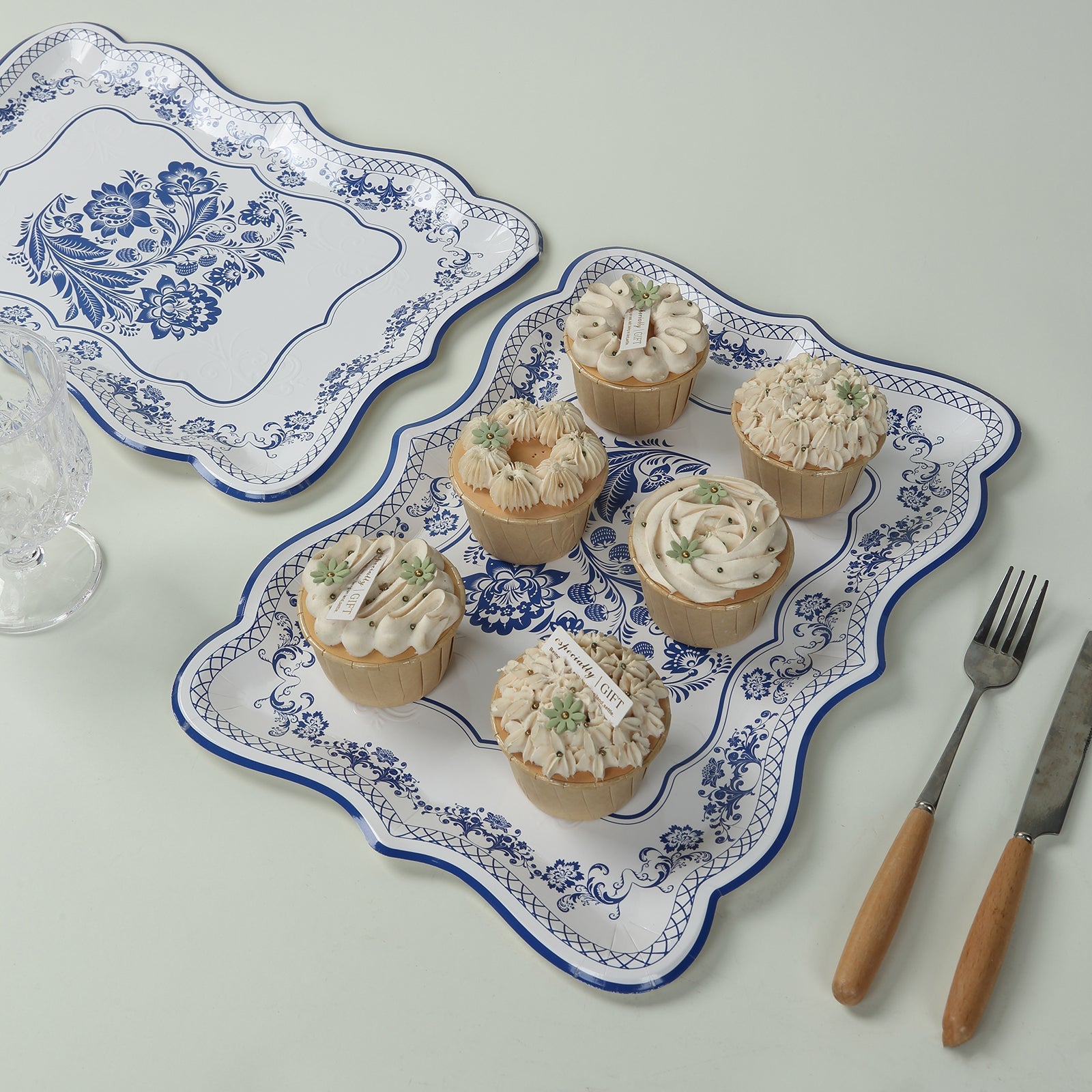 10-Pack Heavy Duty Disposable 400GSM Cardboard Serving Trays with White & Royal Blue Damask Floral Pattern for Weddings & Parties