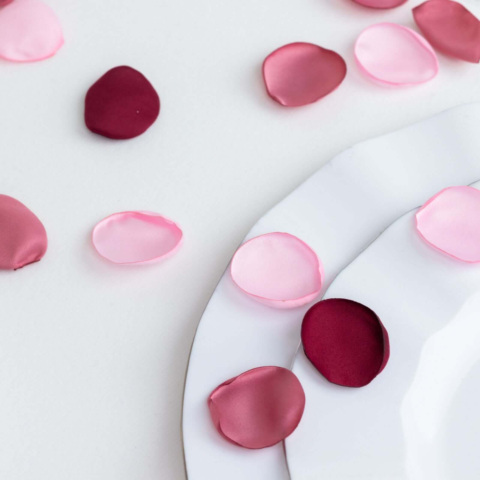 400-Pack Realistic Dusty Rose Silk Rose Petals for Event Decor