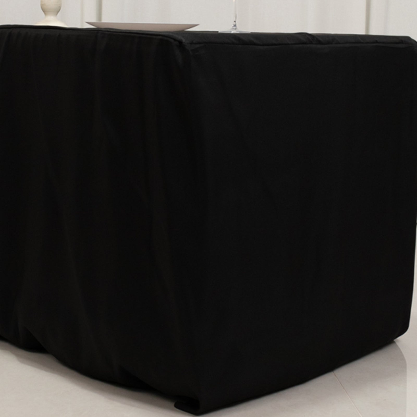 Durable 220GSM Black Premium Polyester Fitted 6ft Rectangle Tablecloth