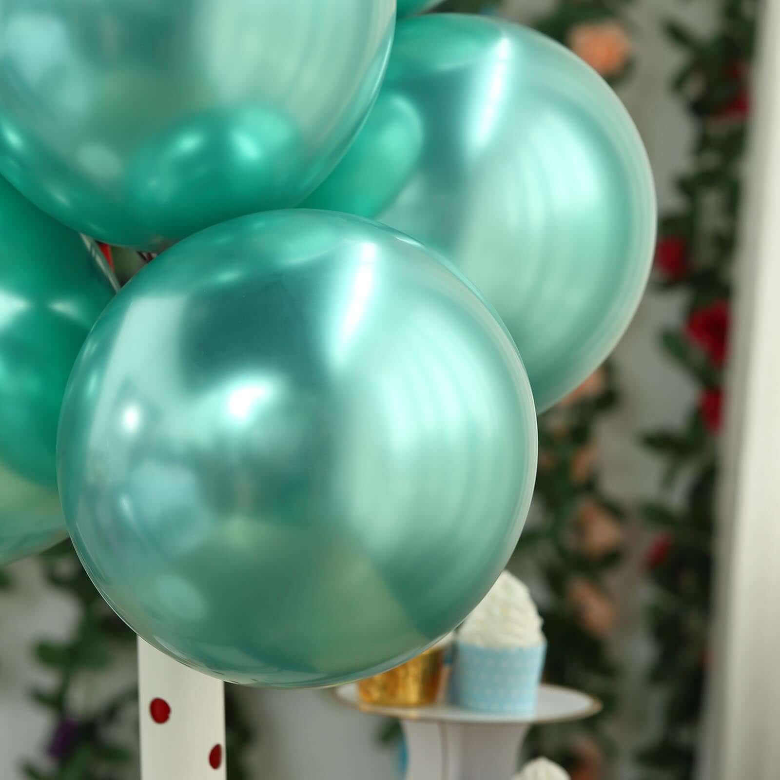 Hot Deal! 25-Pack 12-Inch Metallic Chrome Green Latex Party Balloons (Helium or Air Fillable)