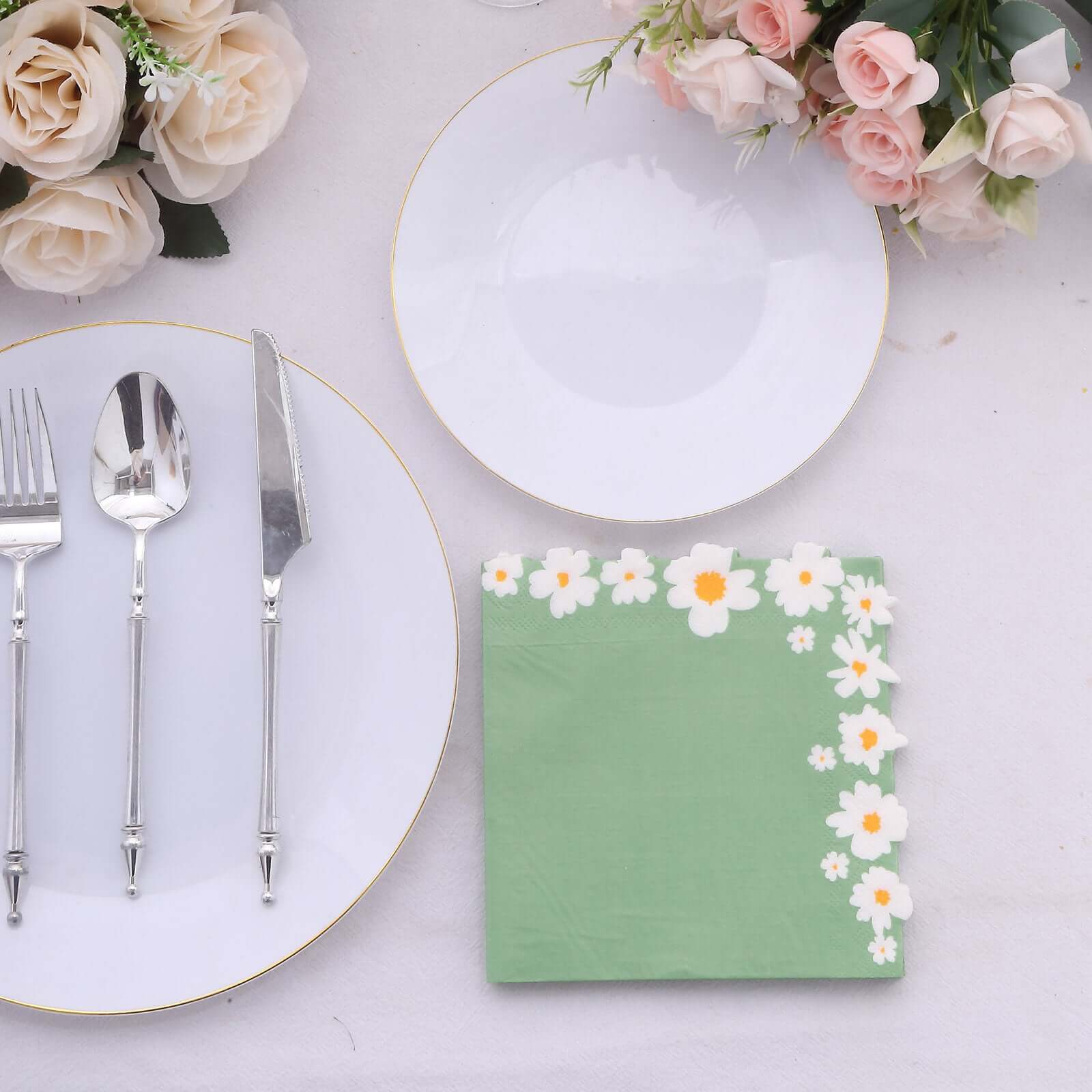 20-Piece Sage Green Daisy Flower 2-Ply Soft 18GSM Paper Beverage Napkins 6.5x6.5